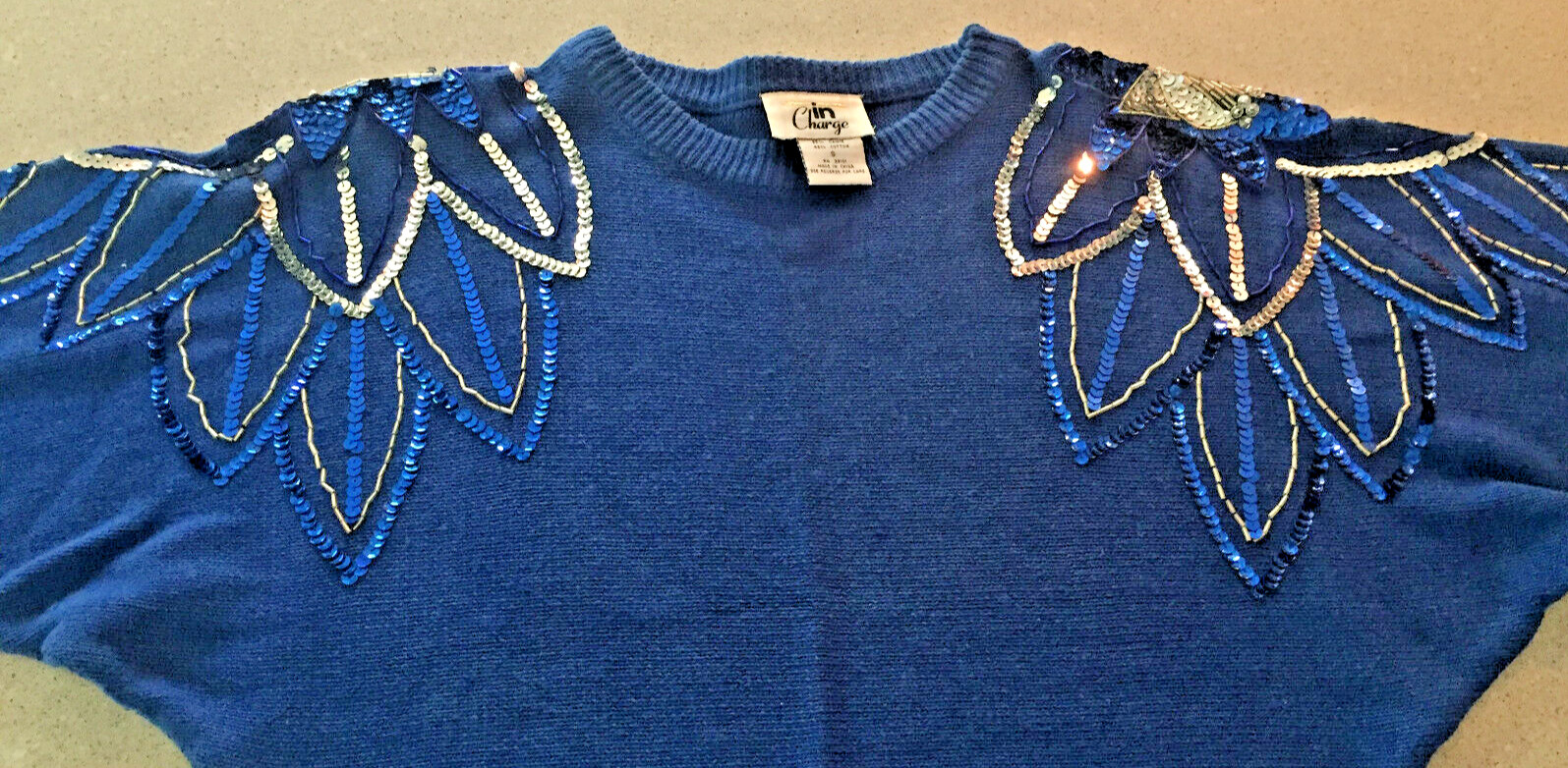 VTG IN CHARGE ROYAL BLUE SEQUIN BEAD SHOULDER TRIM COTTON+ SWEATER sz S 1980s