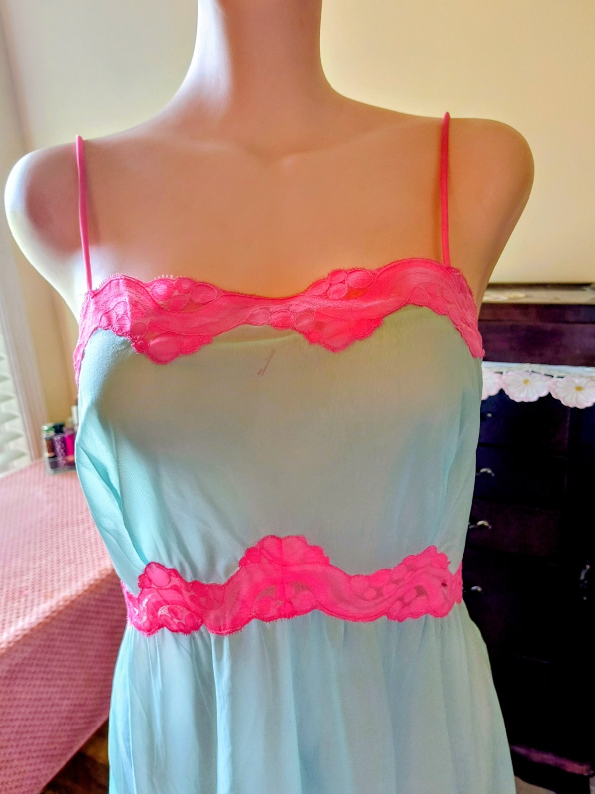 Vintage EMILIO PUCCI FORMFIT ROGERS SLIP NIGHTIE Babydoll