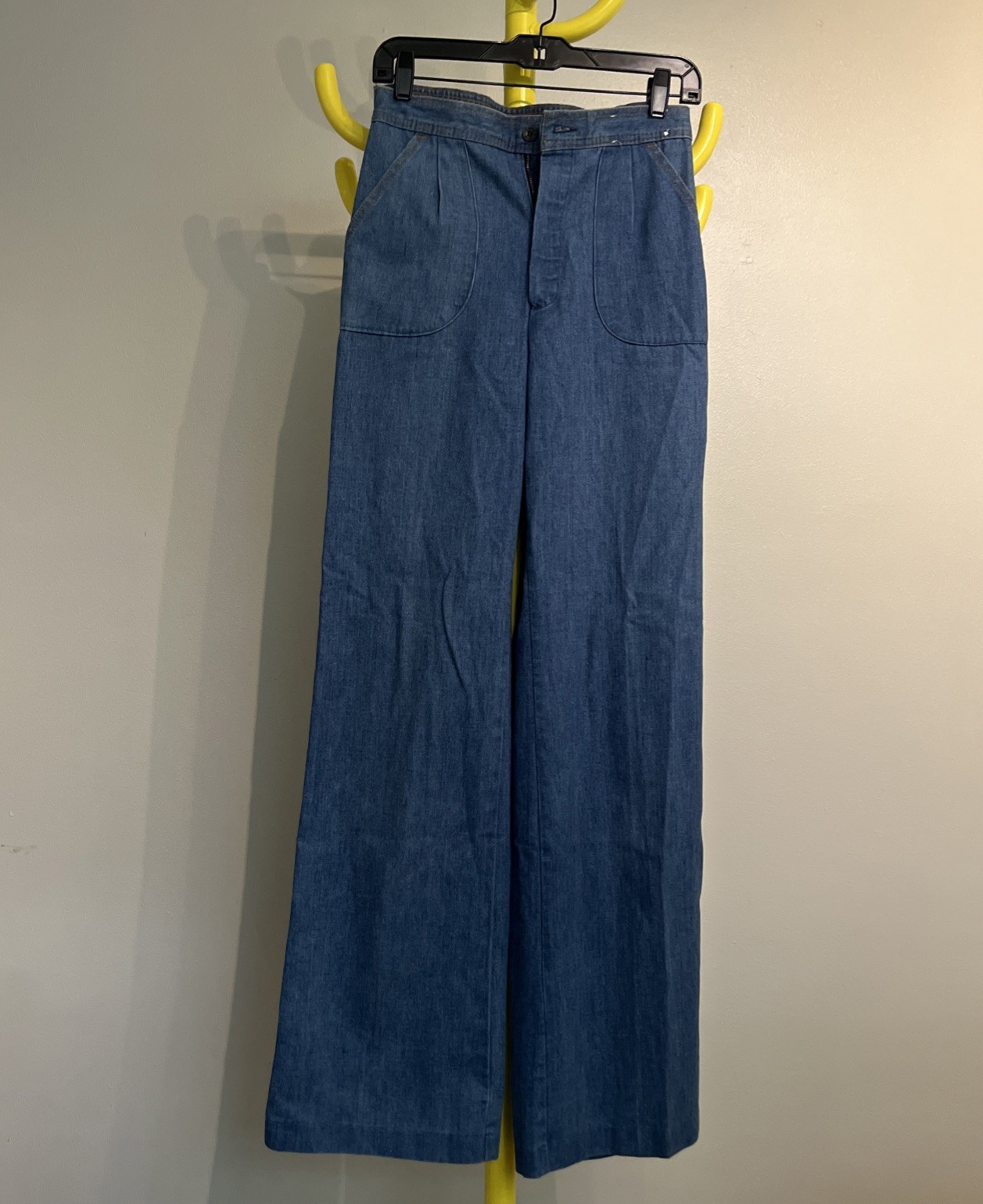 Vintage Levi’s Wide Leg Flare 60s 70s Talon Zip Orange Tab Denim Jeans