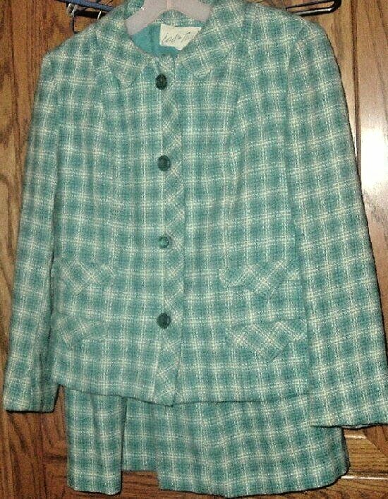 Vintage 1950s or 60s LORD & TAYLOR Towncliffe plaid wool Skirt suit Set