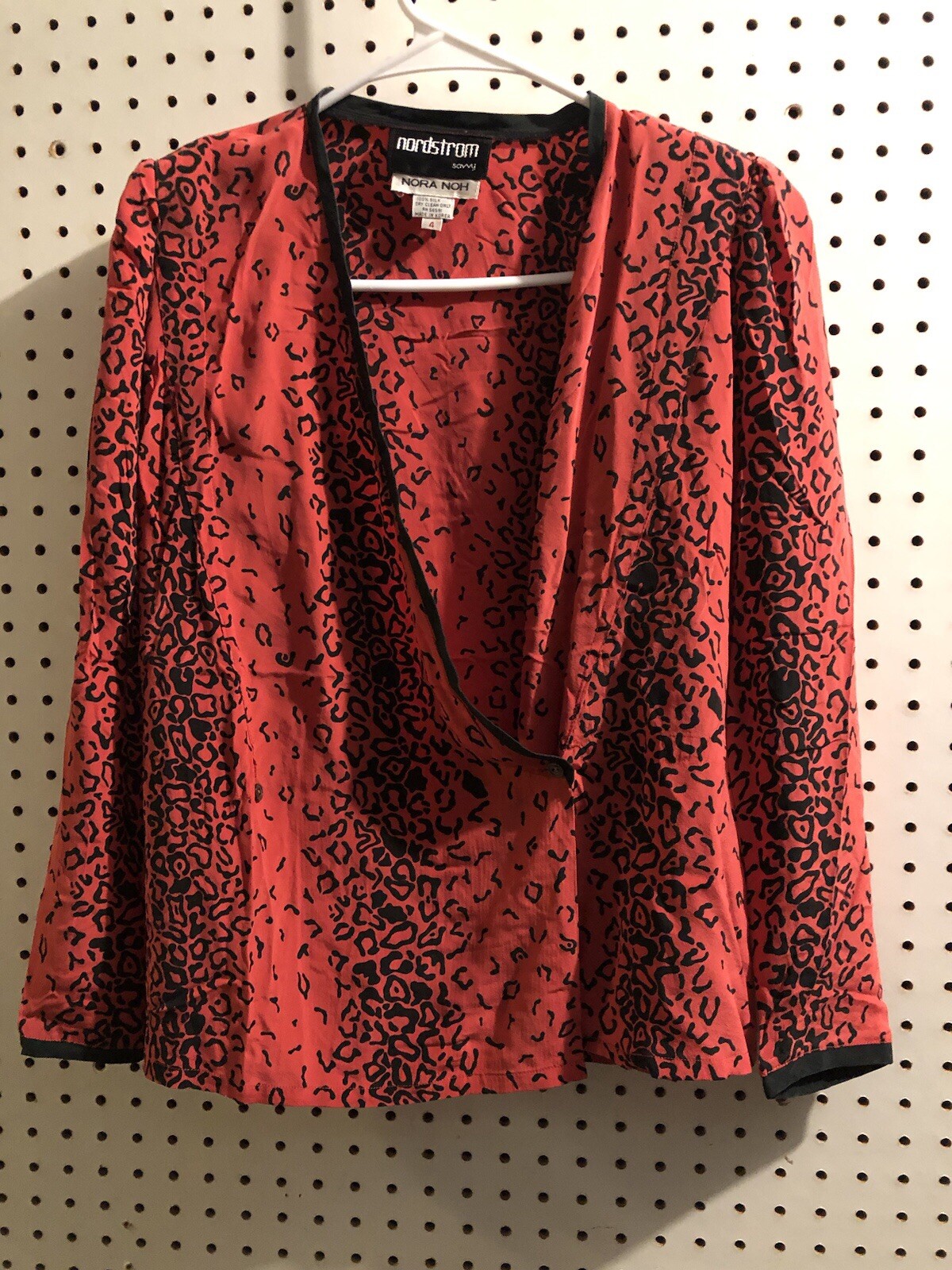 Vintage Nora Noh Nordstrom Savvy Women’s Sz 4 Pink Animal Print Top Blouse