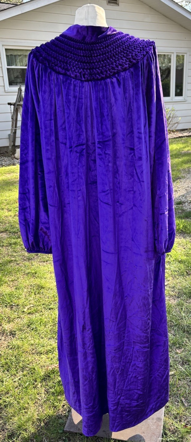VTG Women Velour PURPLE Front Zip Long Robe Housecoat Luxurious 80s NOS M B38-40