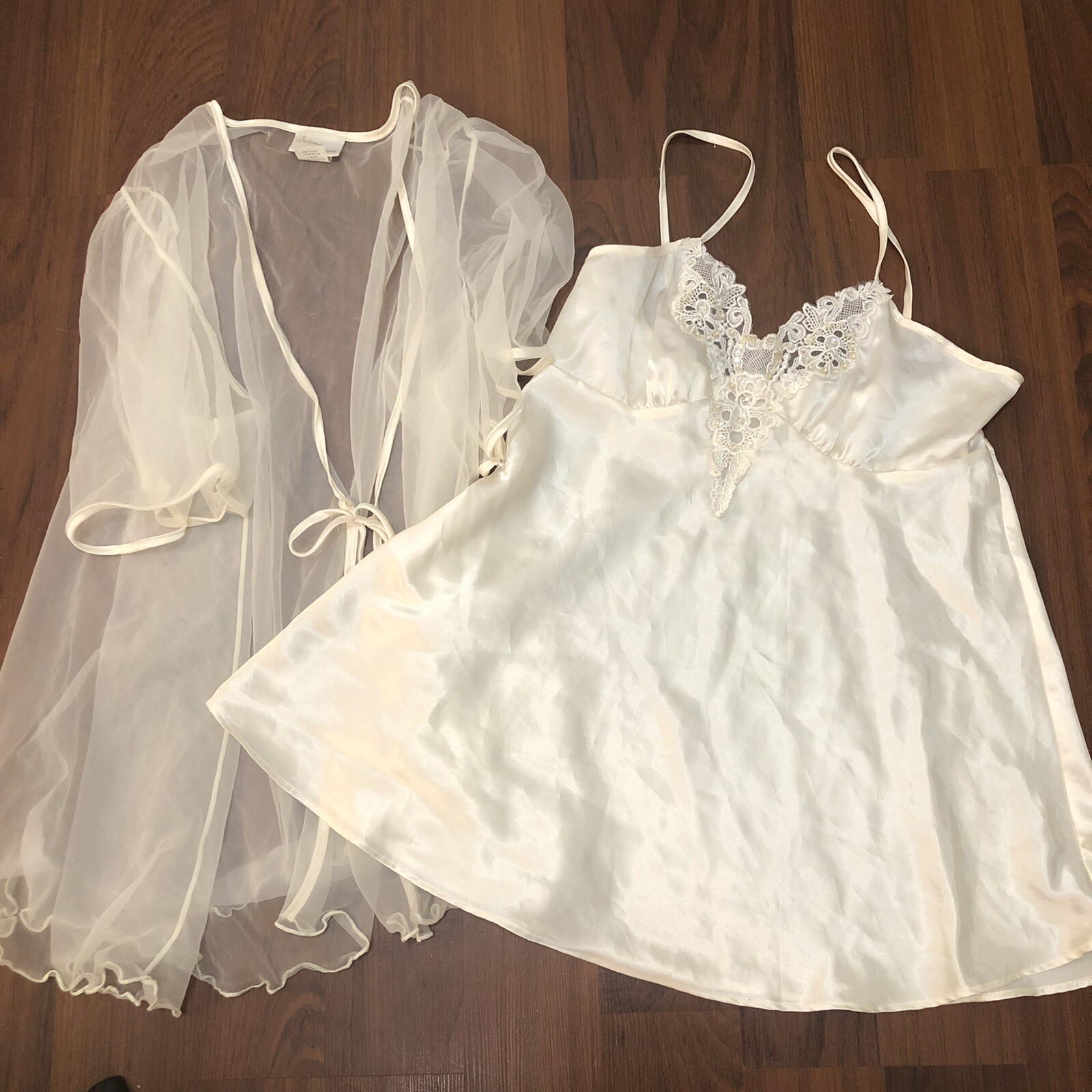 Intimo Amore Nightgown And Sheer Robe Vintage Size Small Ivory Negligee Chemise