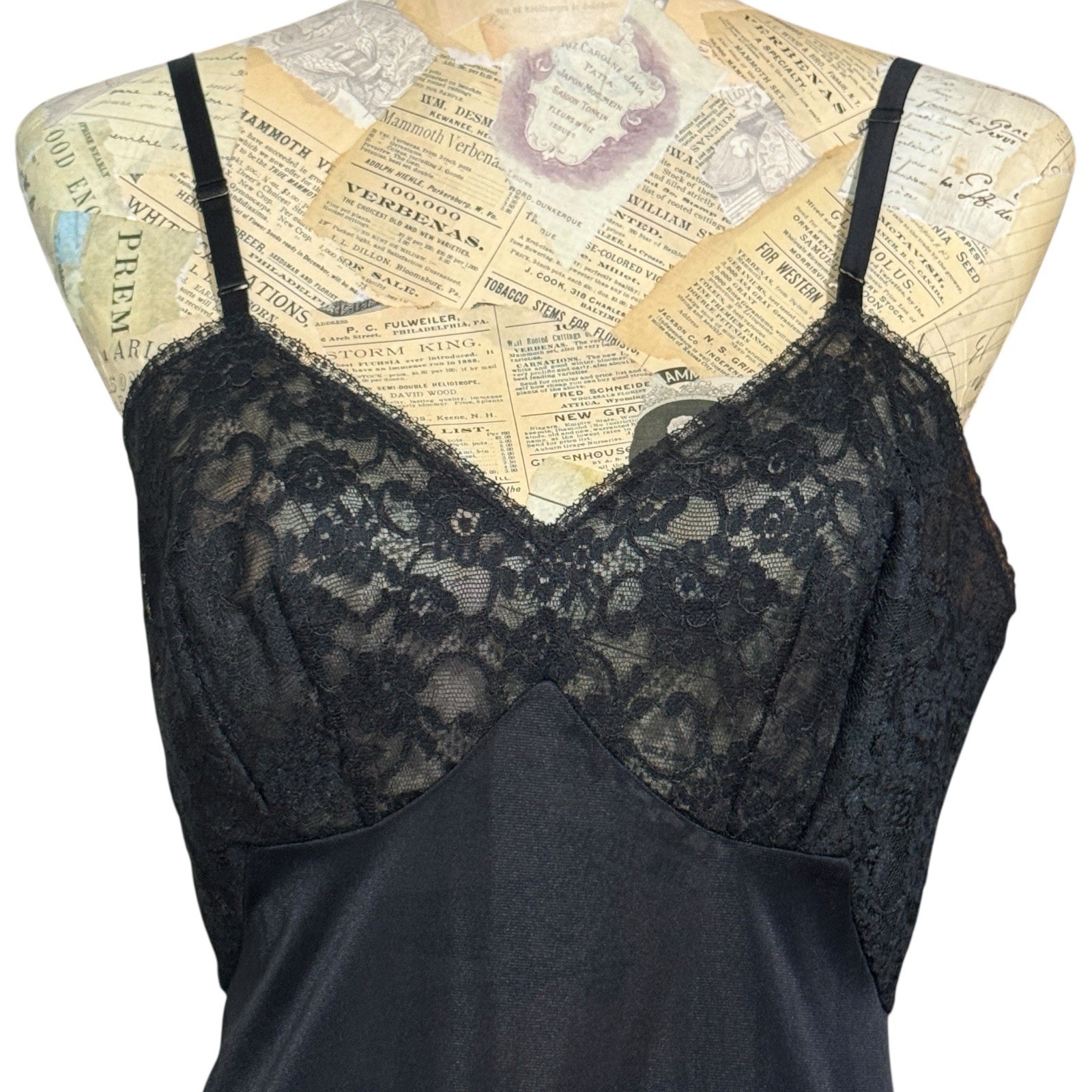 VTG 1960s Vanity Fair Slip Womens 34T Black Nylon Lace Lingerie Sissy Boudoir