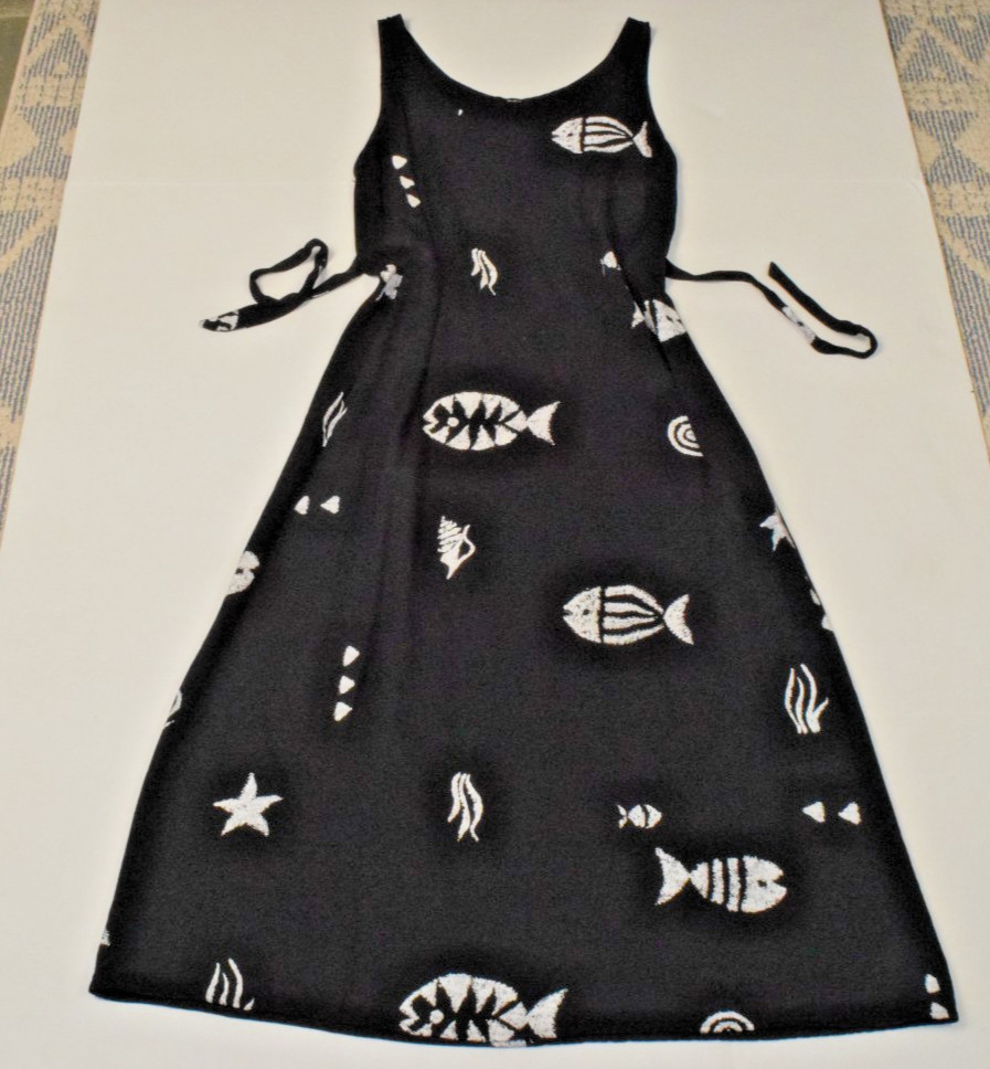 Vintage Dress Size S/M 90s Shimmery Black Heavy Rayon Back Tie Fish Print