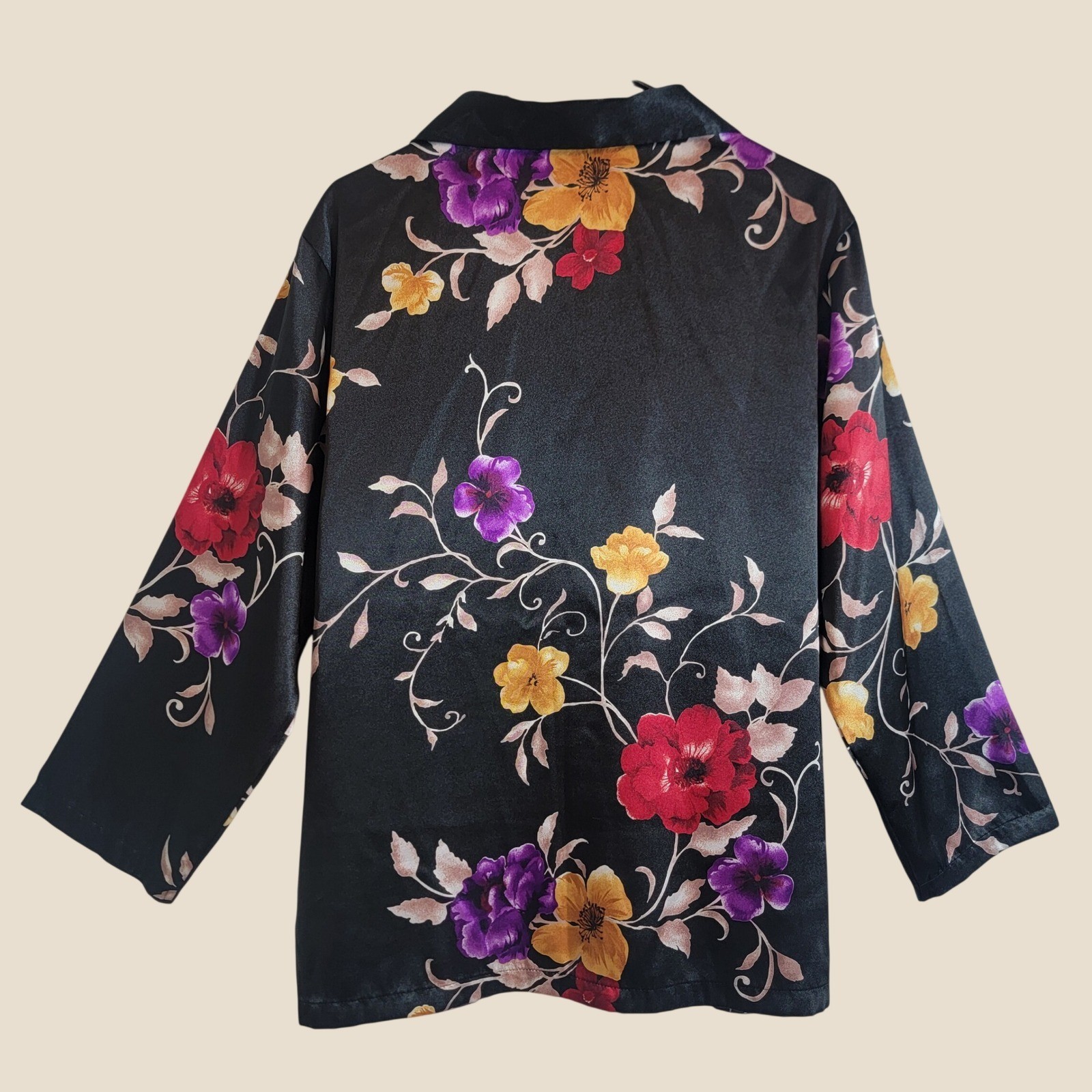 VTG Jones New York Button Down Long Sleeve Black Floral Medium Casual Work Party