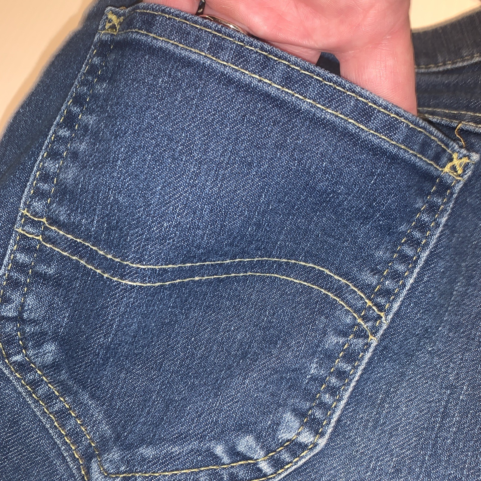 Vtg Juniors LEE Jeans Size 12 High Waist Straight Creased Hemed Legs M-Blue USA
