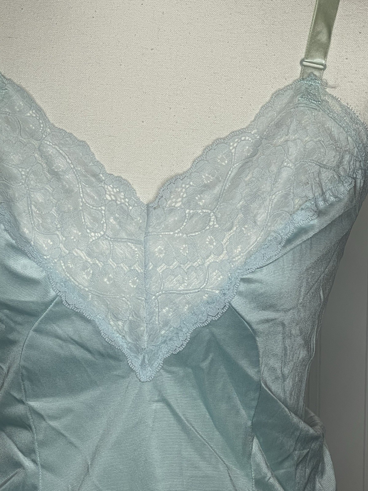 Vintage Blue Camisole Lace Lingerie Size 10/32 Cami