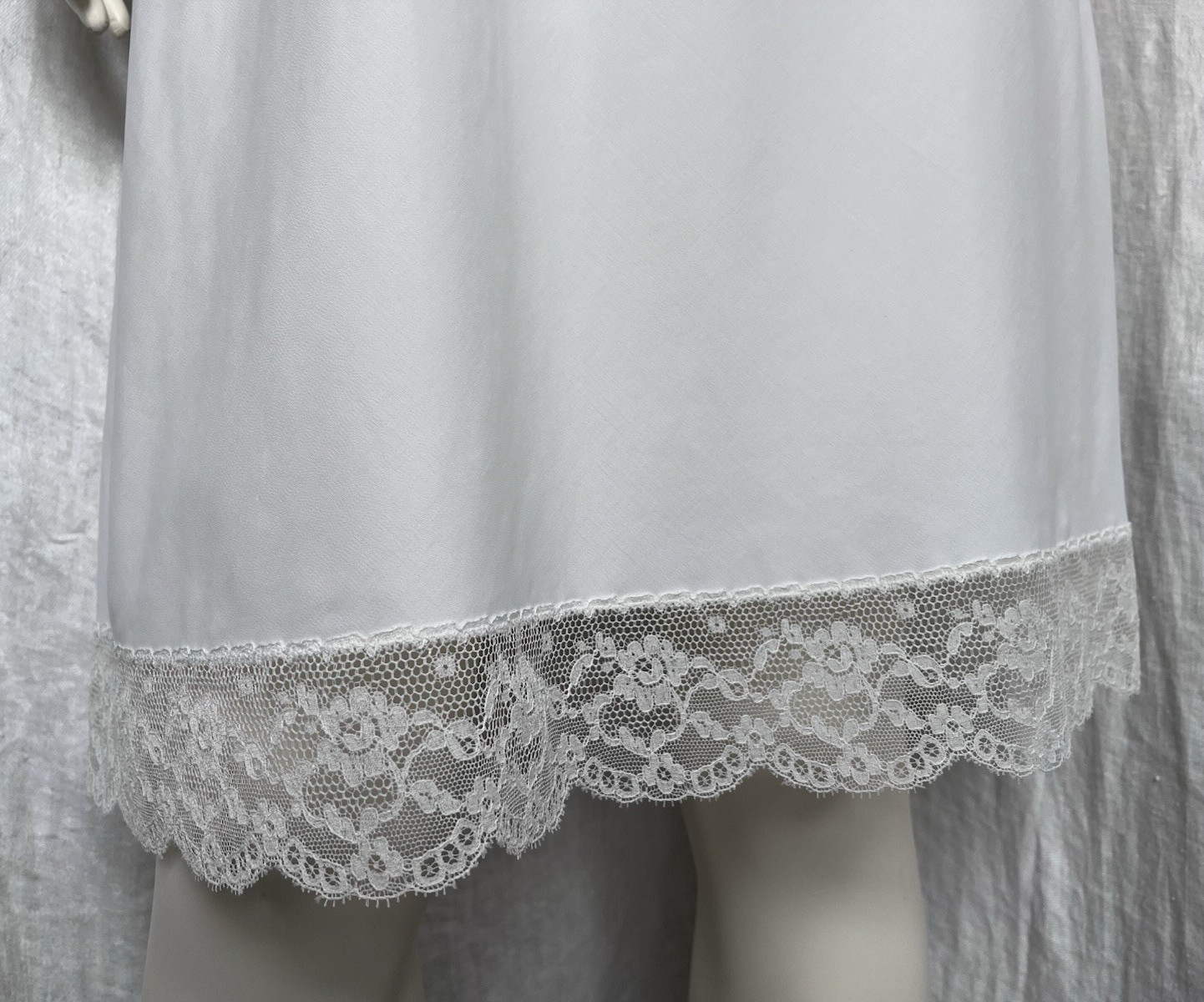 Vintage Slip Dress Gown Lace Floral Embroidery Cream Classic 60s Glamour Size 36