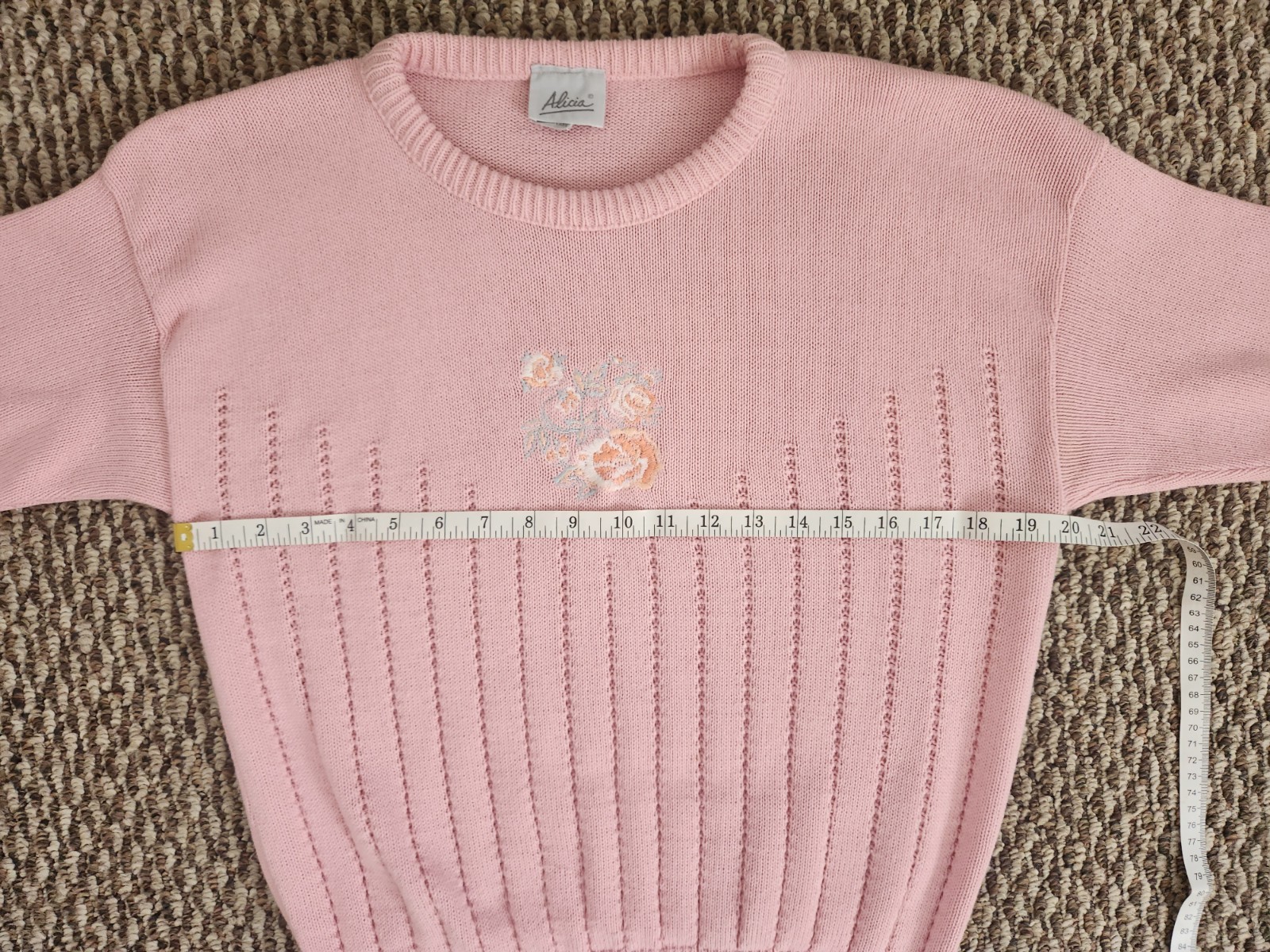Anna sweater pink floral embroidered Size Medium Vintage cottagecore coquette