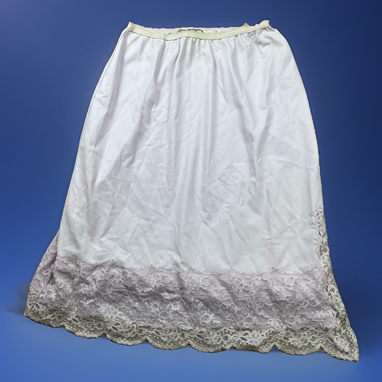 Vintage Vassarette Lingerie Half Slip Light Purple Lilac Slit Lace Short Small