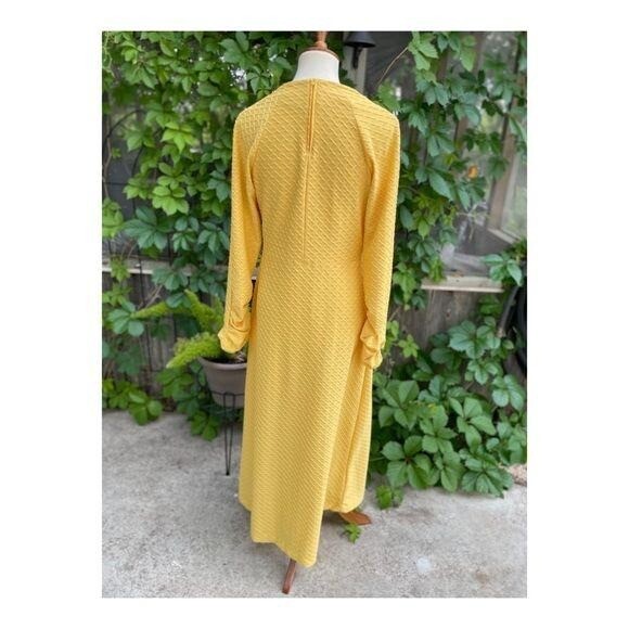 Vintage | 60s Maxi Dress Leg O Mutton Sleeve Quilted Waffle Knit Sz M