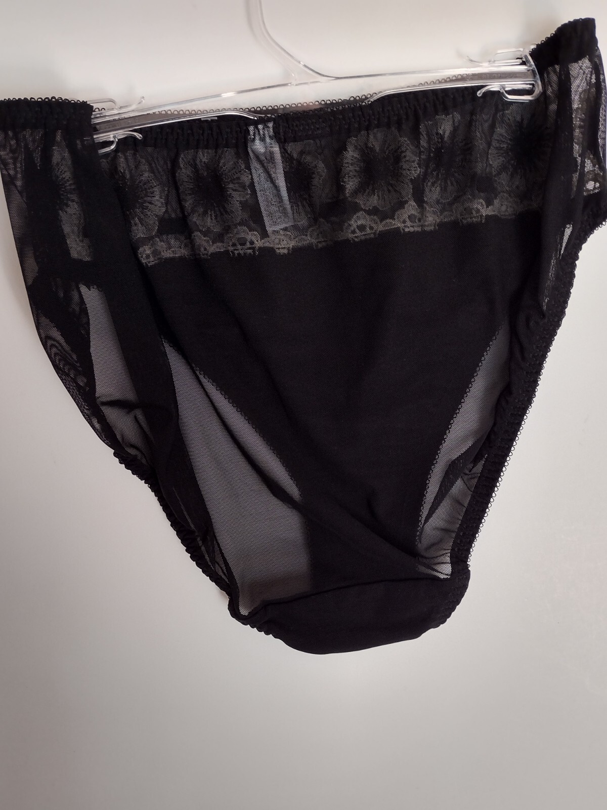 VINTAGE WACOAL 84132 PRETTY & POLISHED EMBROIDERED HICUT BRIEF PANTY XL BLACK WH
