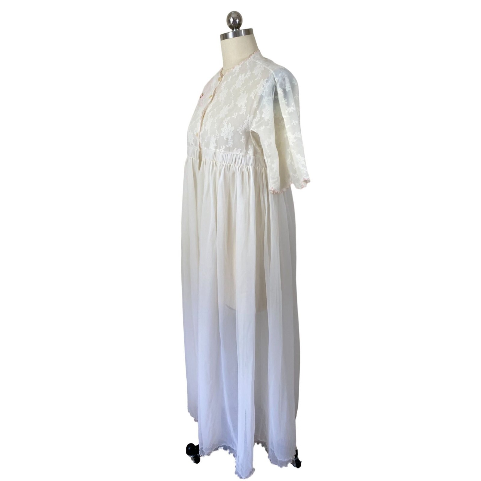 Eyeful by The Flaums VTG 60-70’s Womens Robe Peignor Petite Ivory Chiffon Sheer