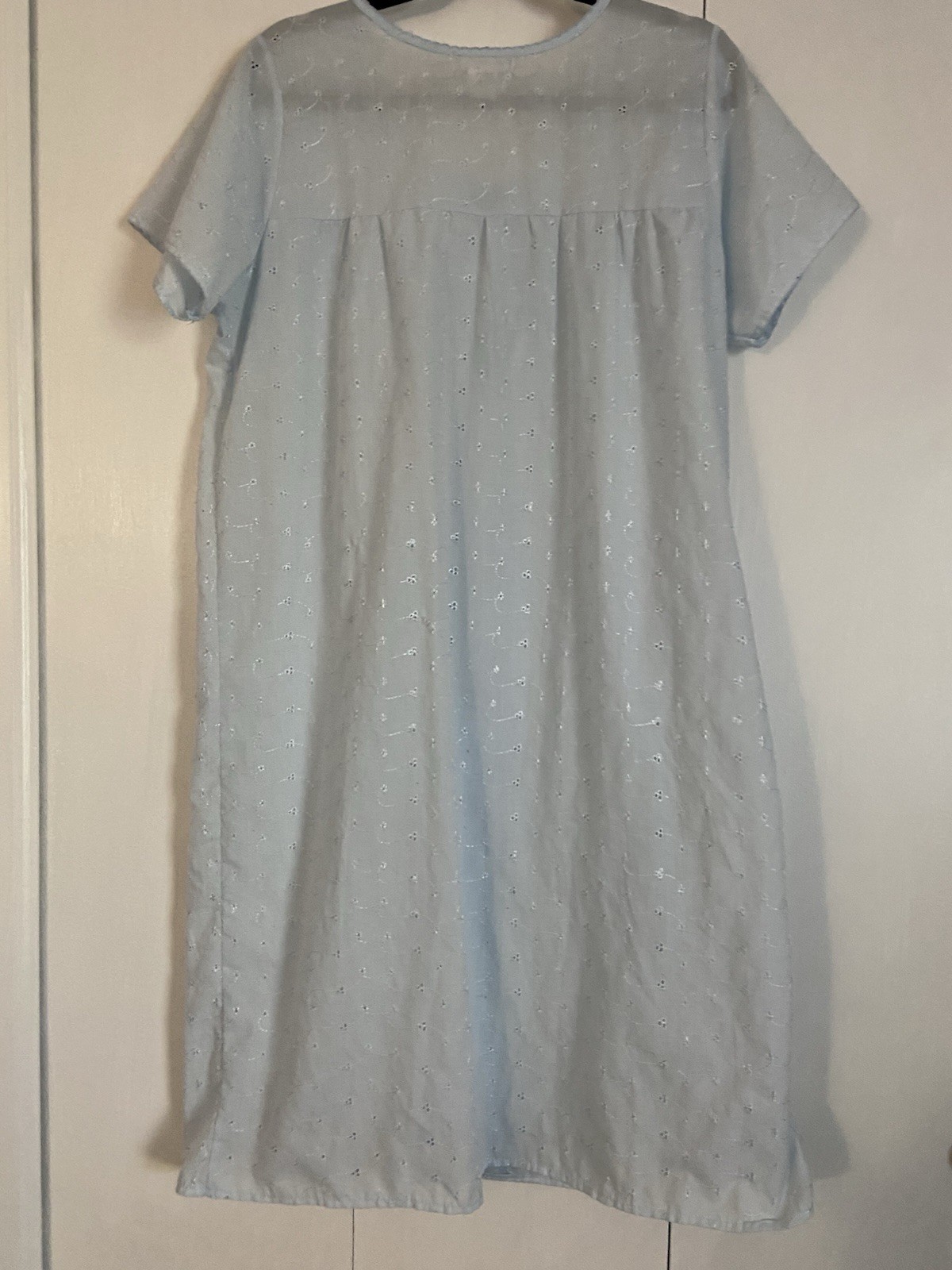 Casual Night Vintage Nightgown M Blue Eyelet Cottagecore Button Short Sleeve 41”