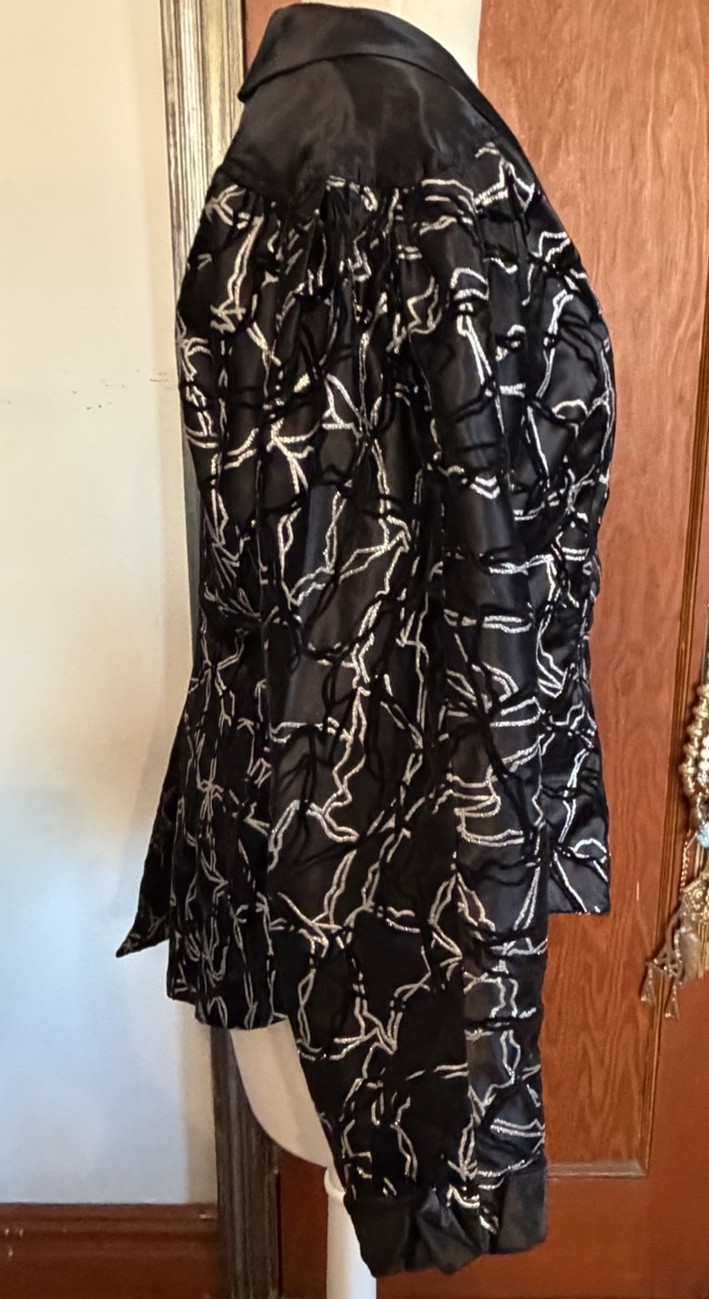 Vintage Ginger Black and Silver Abstract Metallic Evening Blazer Puffy Sleeves