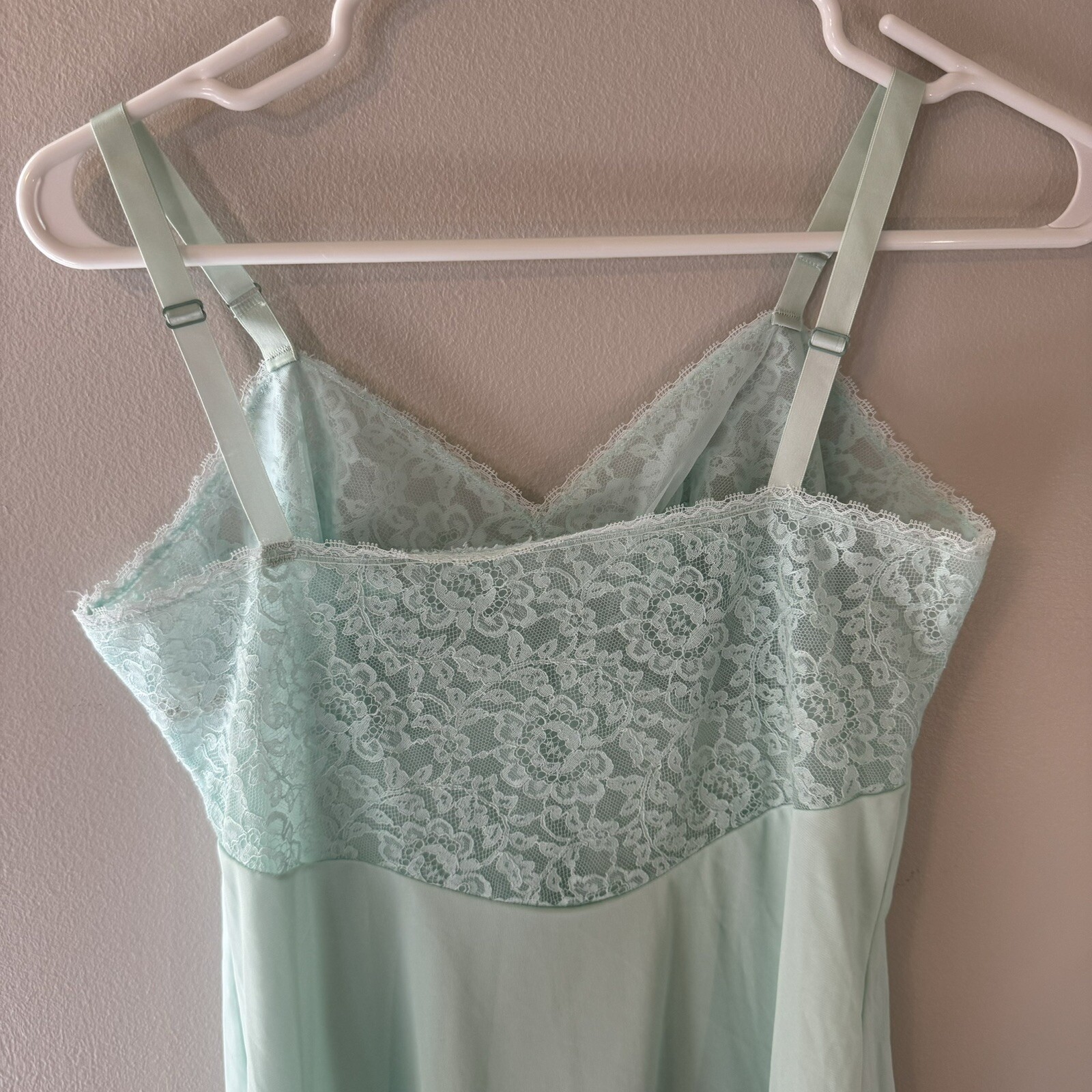 Vintage Formfit Rogers slip dress 34 Short 12-14 RN32544 Made in USA Green Lace
