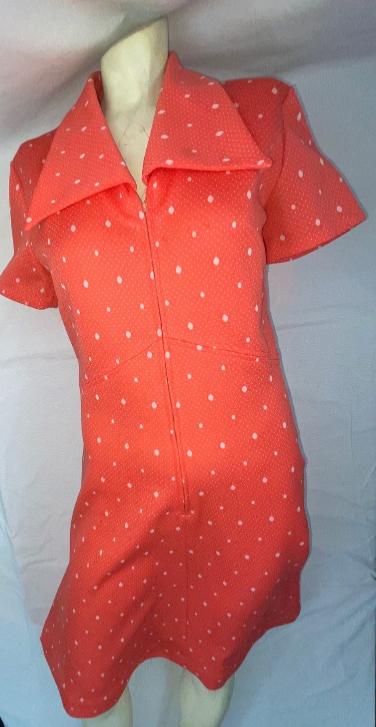 VTG 60S 70S WOMENS M POLYESTER RED POLKA DOT DISCO RETRO MOD ZIP FRONT DRESS