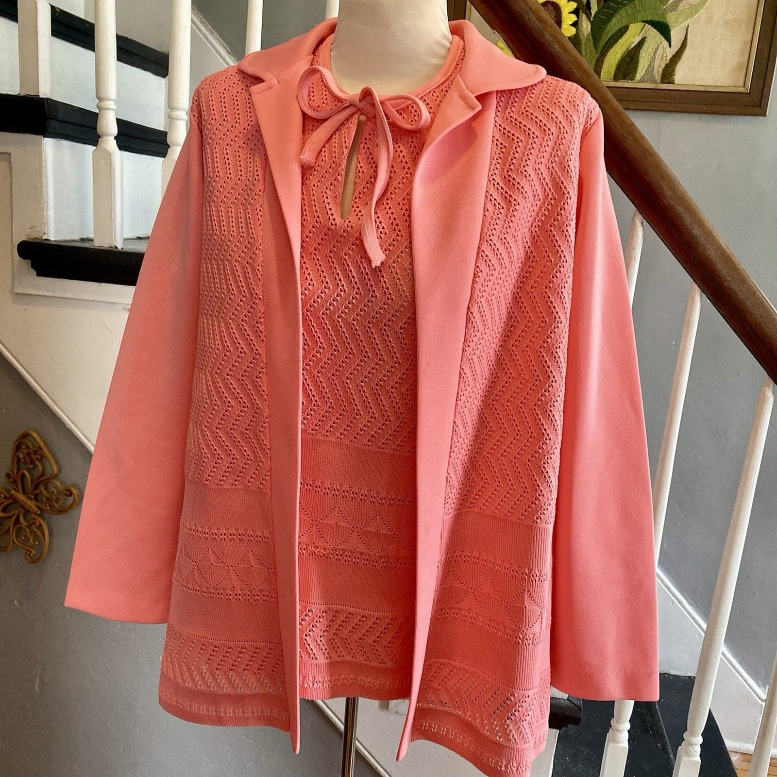 1970s Salmon Pink Coral Crochet Polyester Twinset Shell Jacket Mod Disco Spring