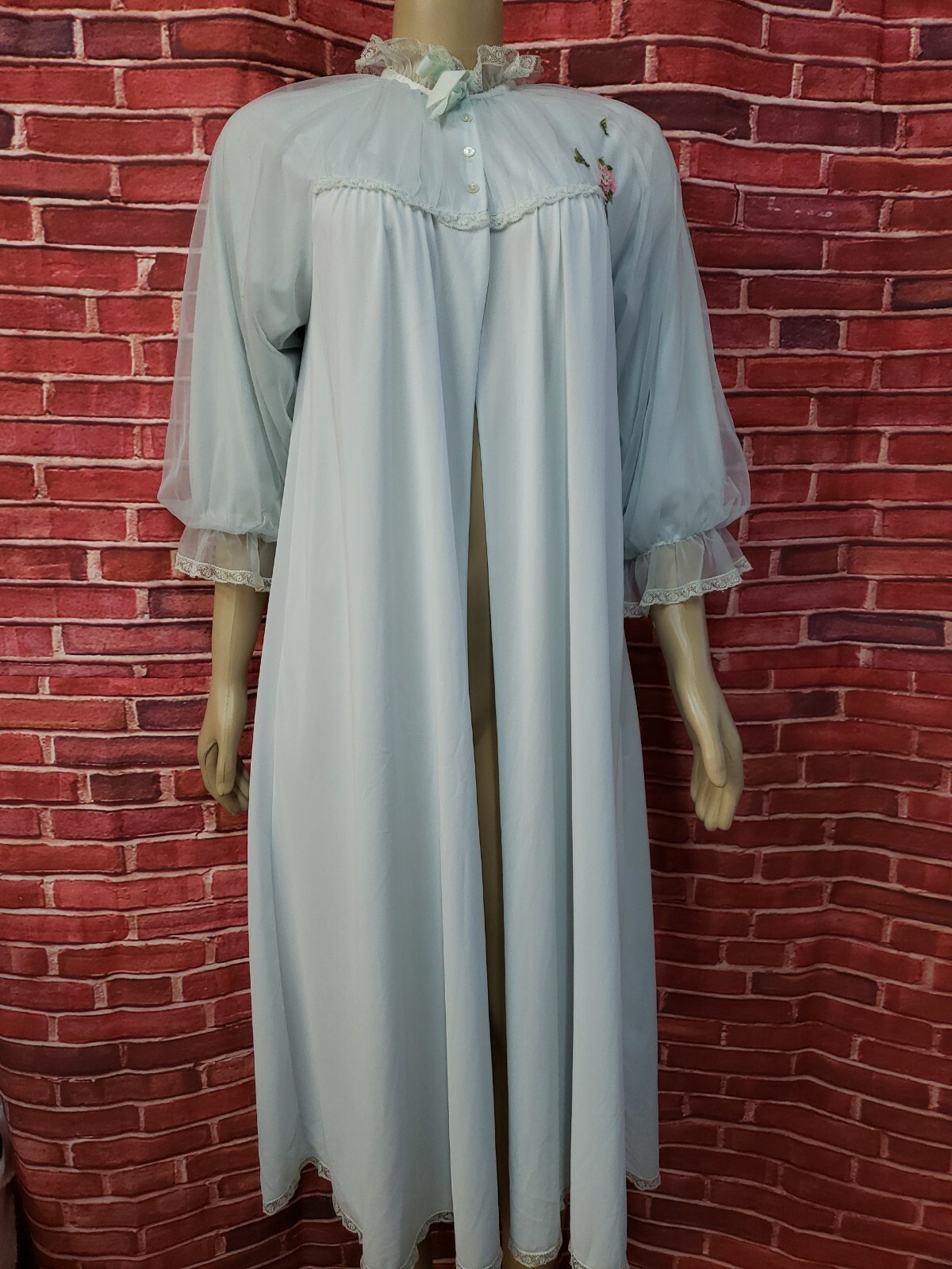 Vintage Laros Size Small Women’s Nightgown Slip Romantic Robe Blue Nylon Lace #
