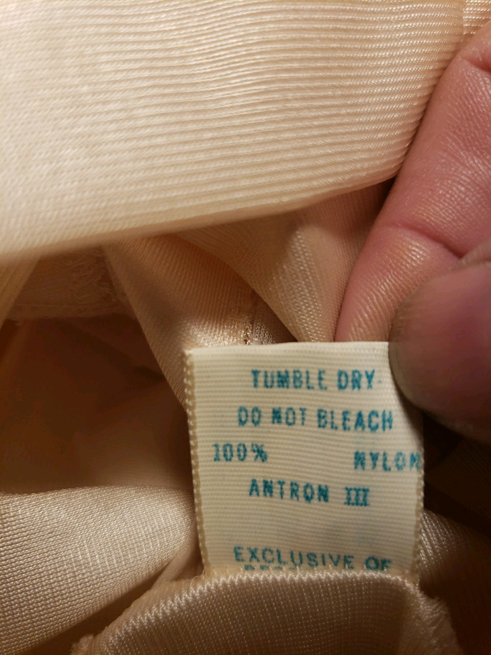Vintage Sans Souce Camisole Top Sz 34 Lace Trim Beige Anti Cling Nylon