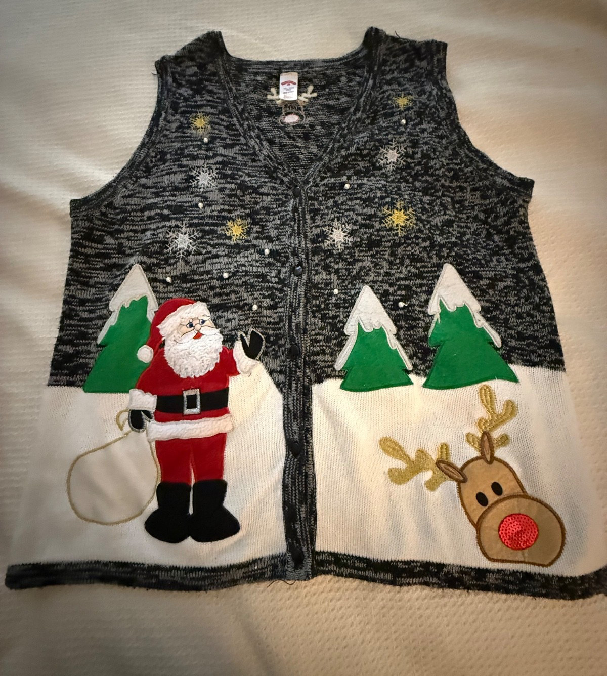 Women’s 2XL Ugly Christmas sweater vest with Santa Claus and Reindeer button up