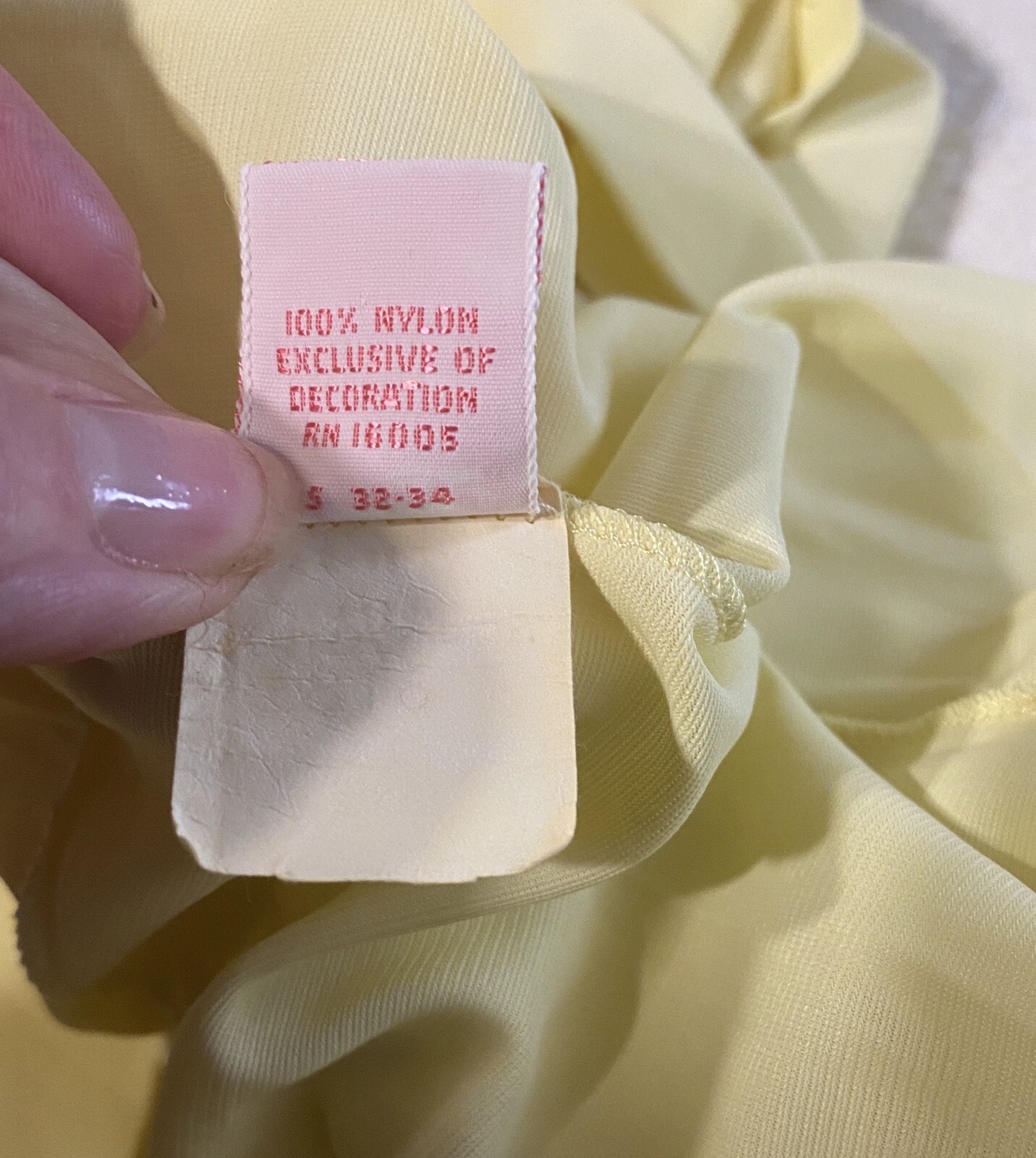 VTG Peignoir Robe Yellow 100% Nylon Sears Roebuck & Co Small-32-34 butter #L49