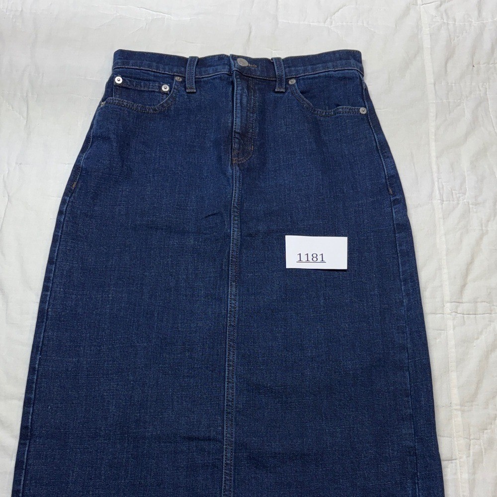 NWT Banana Republic Vintage 90s Y2K High-Rise A-Line Denim Midi Skirt Dark Wash
