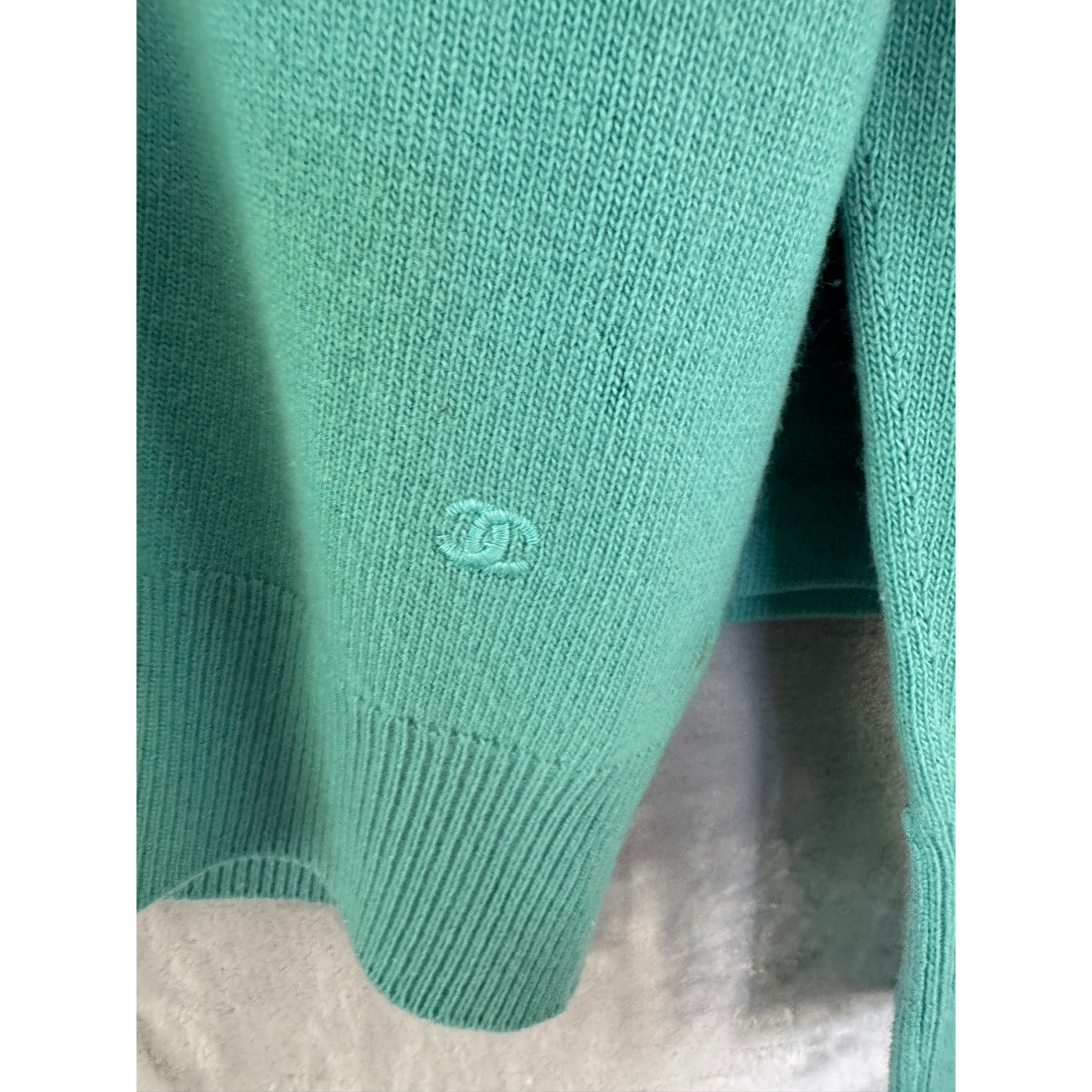 Chanel Vintage Cashmere Skirt Suit Teal Green Gold CC Buttons Scotland Sz 8 10