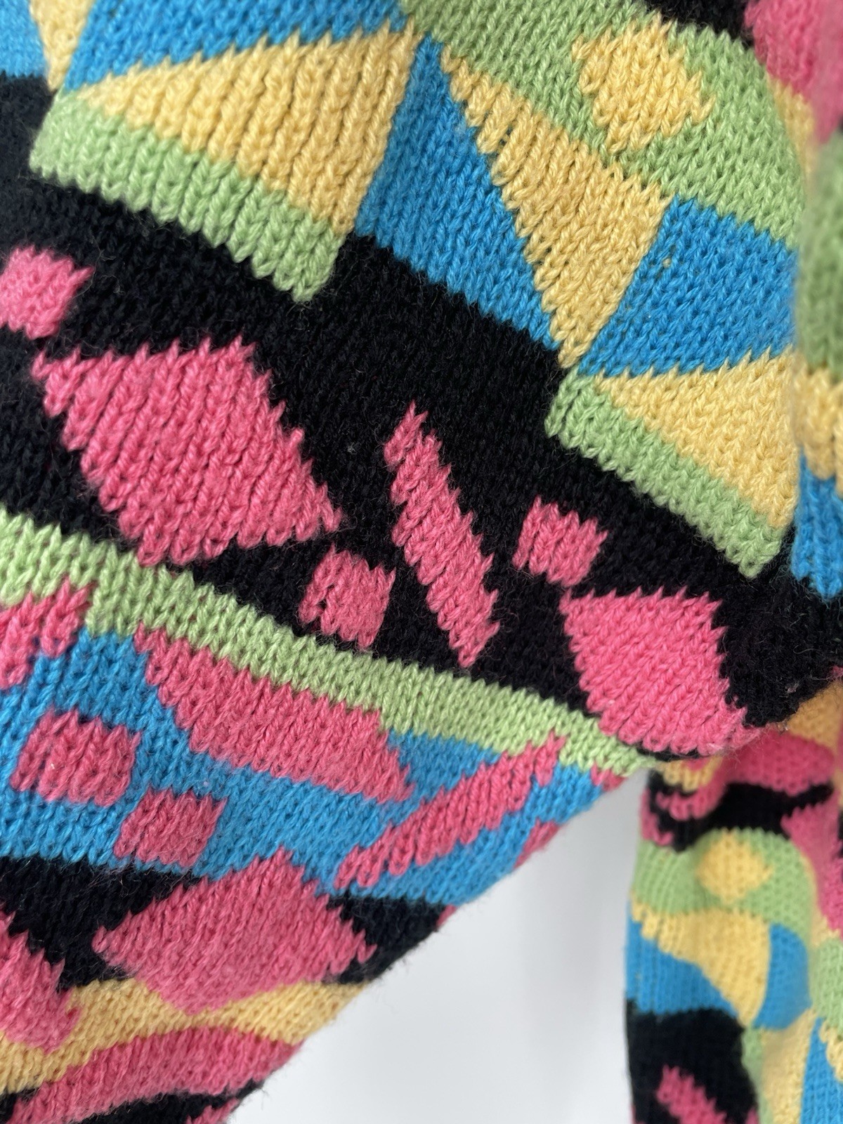 VTG 1980s Rainbow Geometric Oversized Slouchy Retro Mock Neck Knit Sweater med
