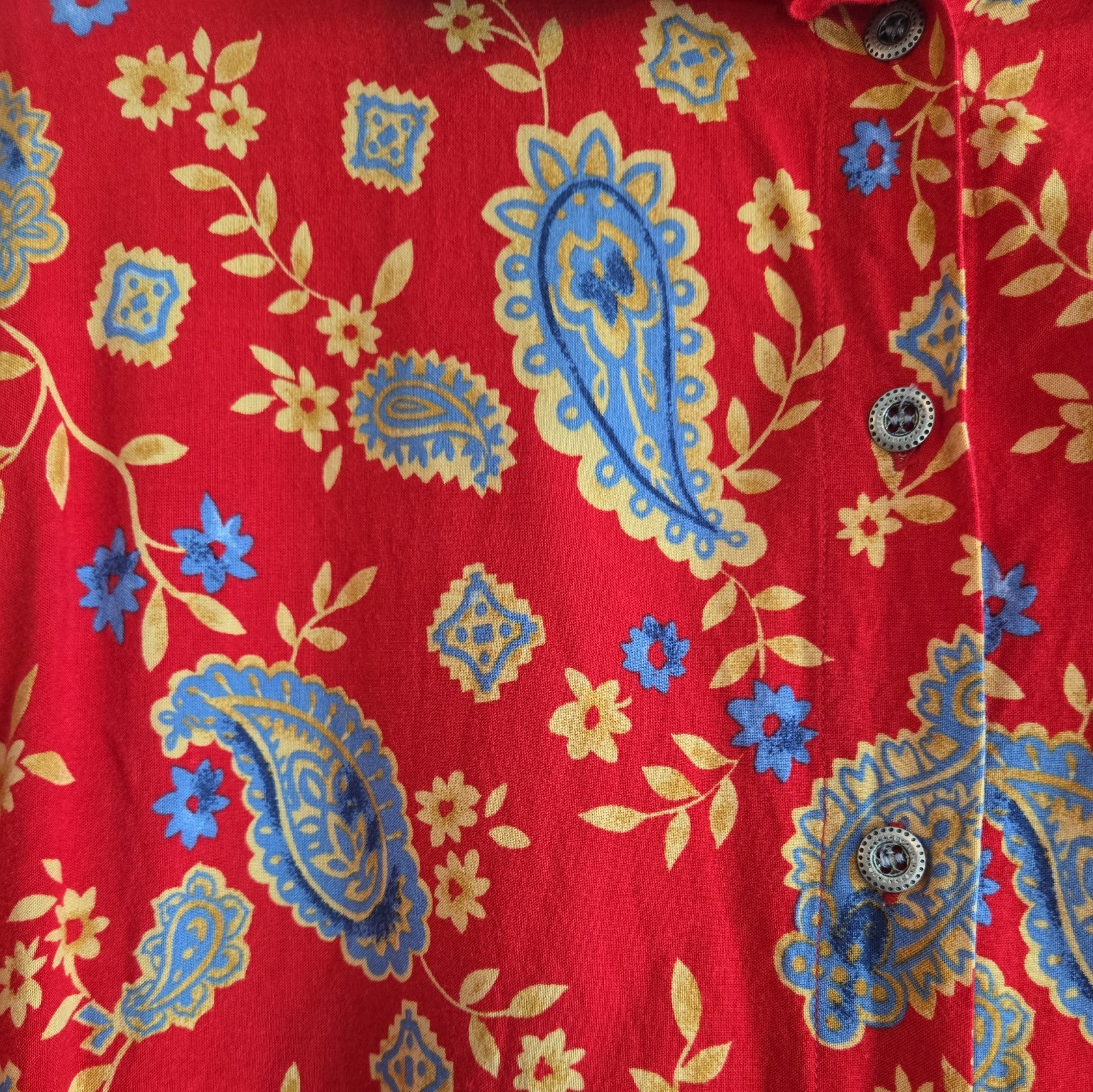 Vtg New Look Button Up Blouse Short Sleeve Shirt Womens Paisley Large Rayon Red