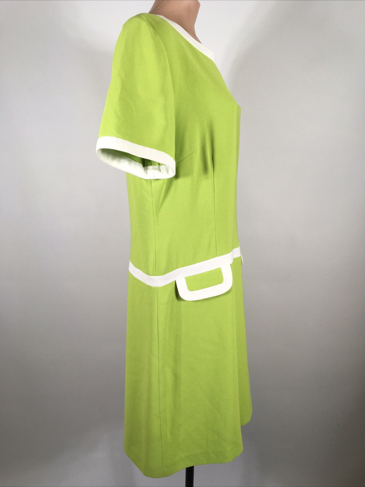 Vintage 60s 70s NOS psychedelic Mod GOGO Shift Dress Neon Green sz 14 90s does