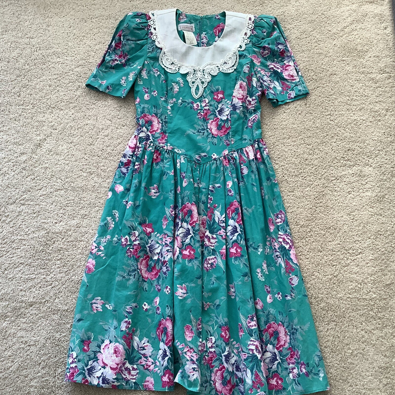 Lisa Petites Dress Women’s 6 Floral Zipper Back Vintage 1980’s Nice Clean