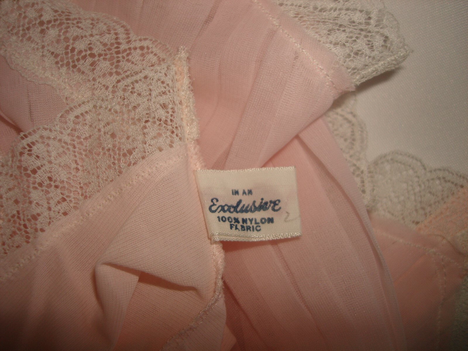Vtg Beautiful 50’s Seamprufe Pink Nylon Lace Harmony Pleated Sheer Night Slip 34