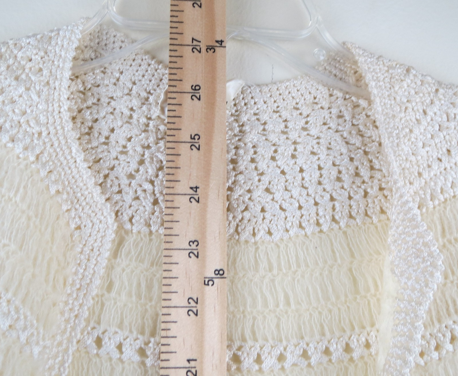 Vtg. 70s Fashion Hand-Crochet Ivory White Open Lace Knit Winter Large Cardigan