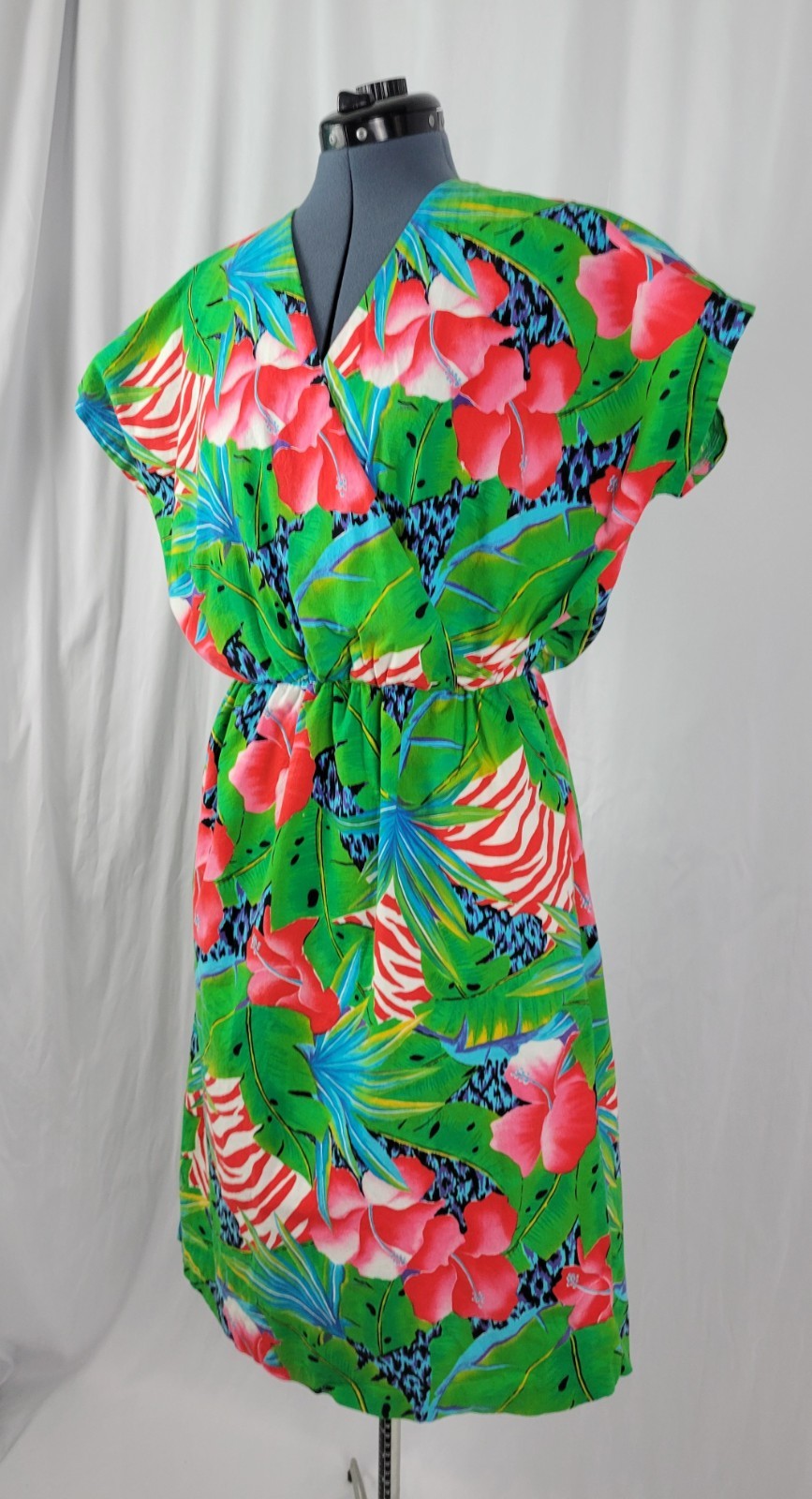 Vtg Green/Red/Blue Tropical Print Wrap Bodice Dress w Elastic Waist Size Med?