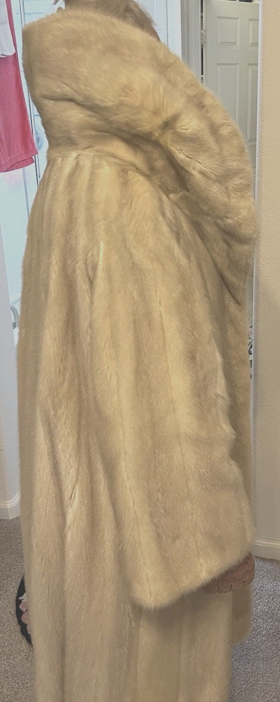 Vintage 1967 Special Order Genuine Blonde Mink Coat- 16 Full Skins-silk Lining