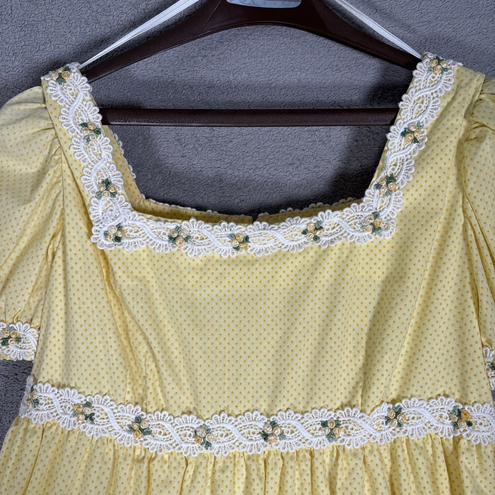 Vintage Yellow Polka Dot Prairie Maxi Dress Lace Trim Cottagecore Puff Sleeve