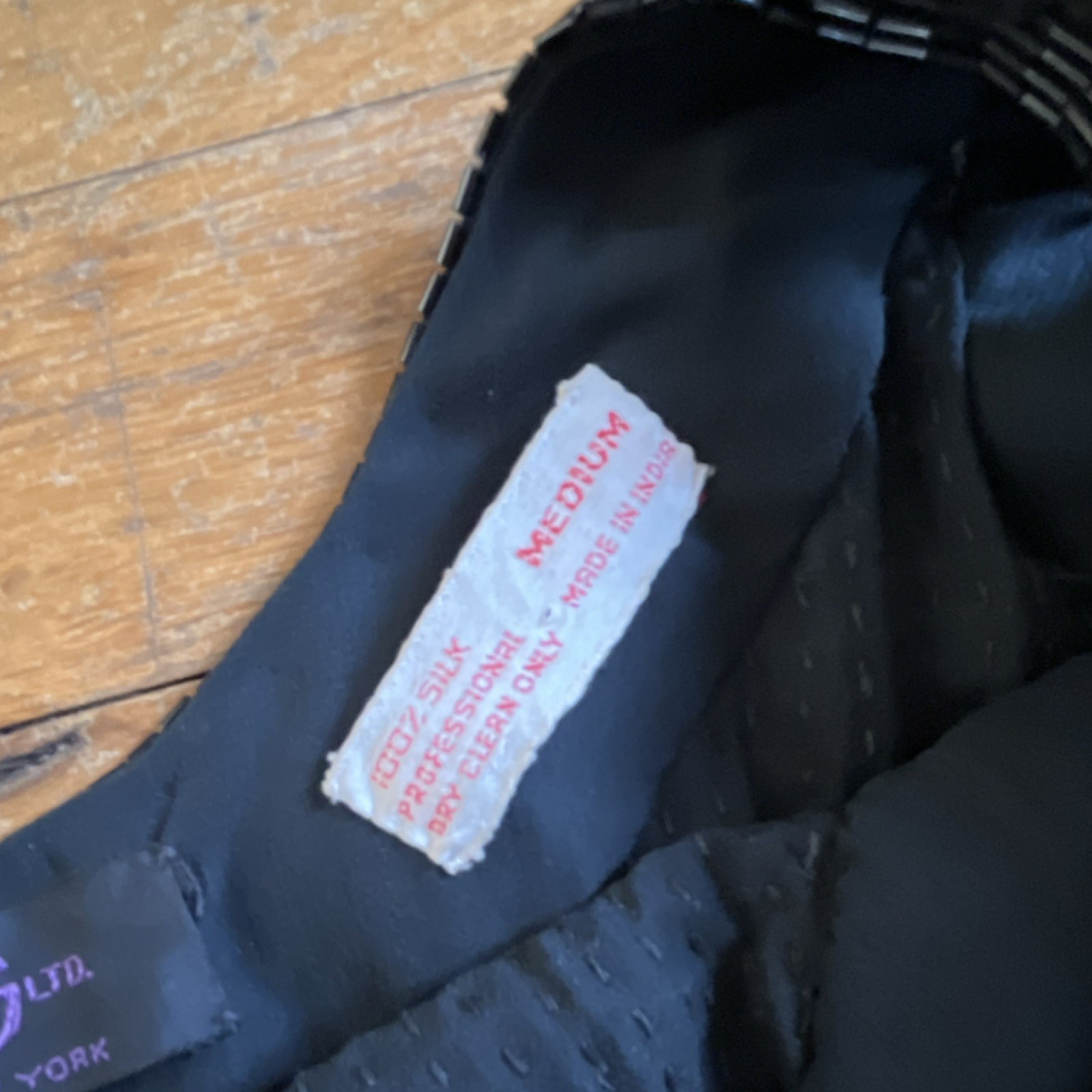G LTD. New York Black Sequin 100% Silk Vintage Dress Medium 30″ Chest 34″ Waist
