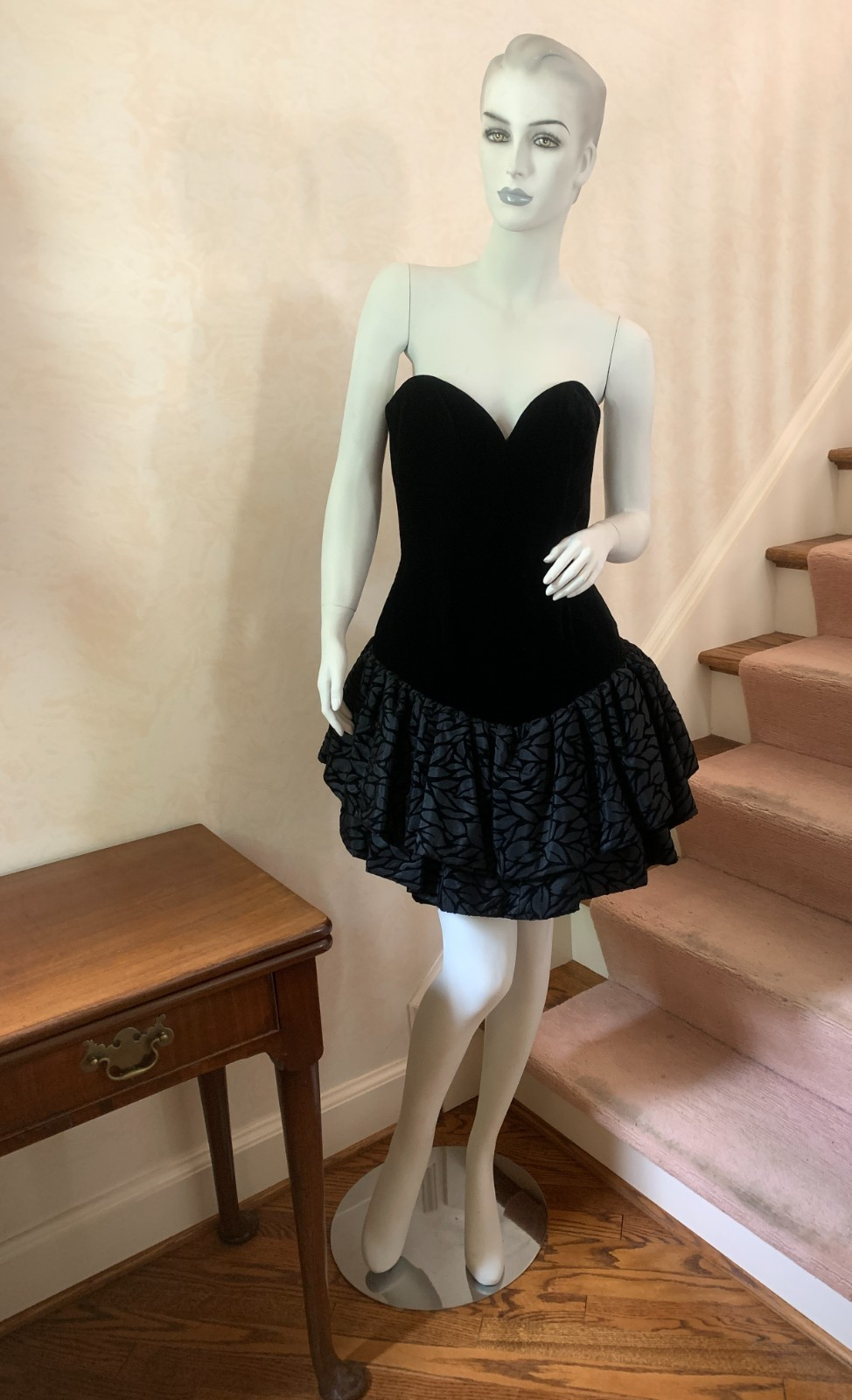 Vintage VICKY TIEL COUTURE 1980’s Velvet Ruffle Cocktail Party Dress Euro Sz 40