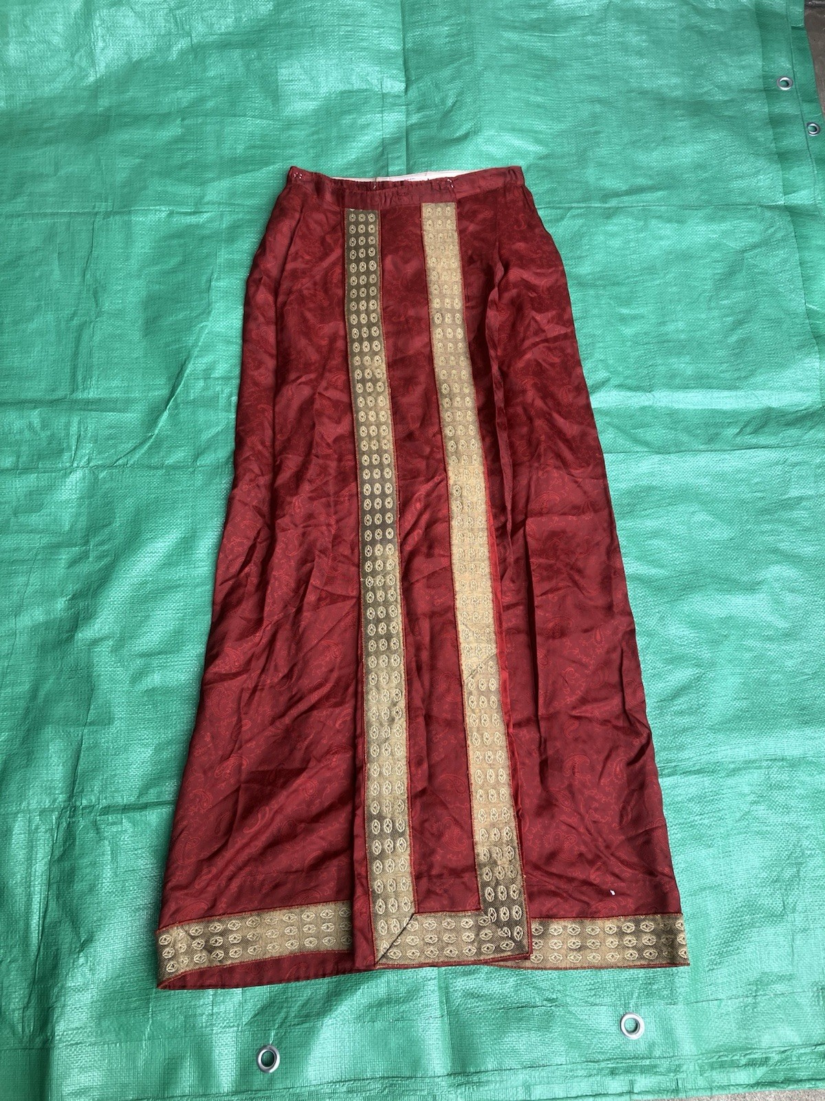 Vintage Western Costume Co Skirt Waist 26”x 37