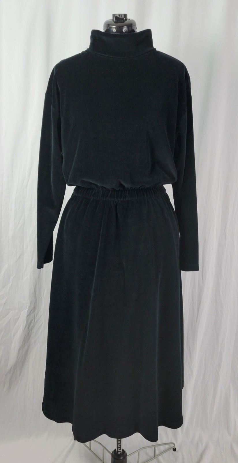 Vintage FADS Black Knit Velvet Turtleneck Dress w Elastic Waist Size PL