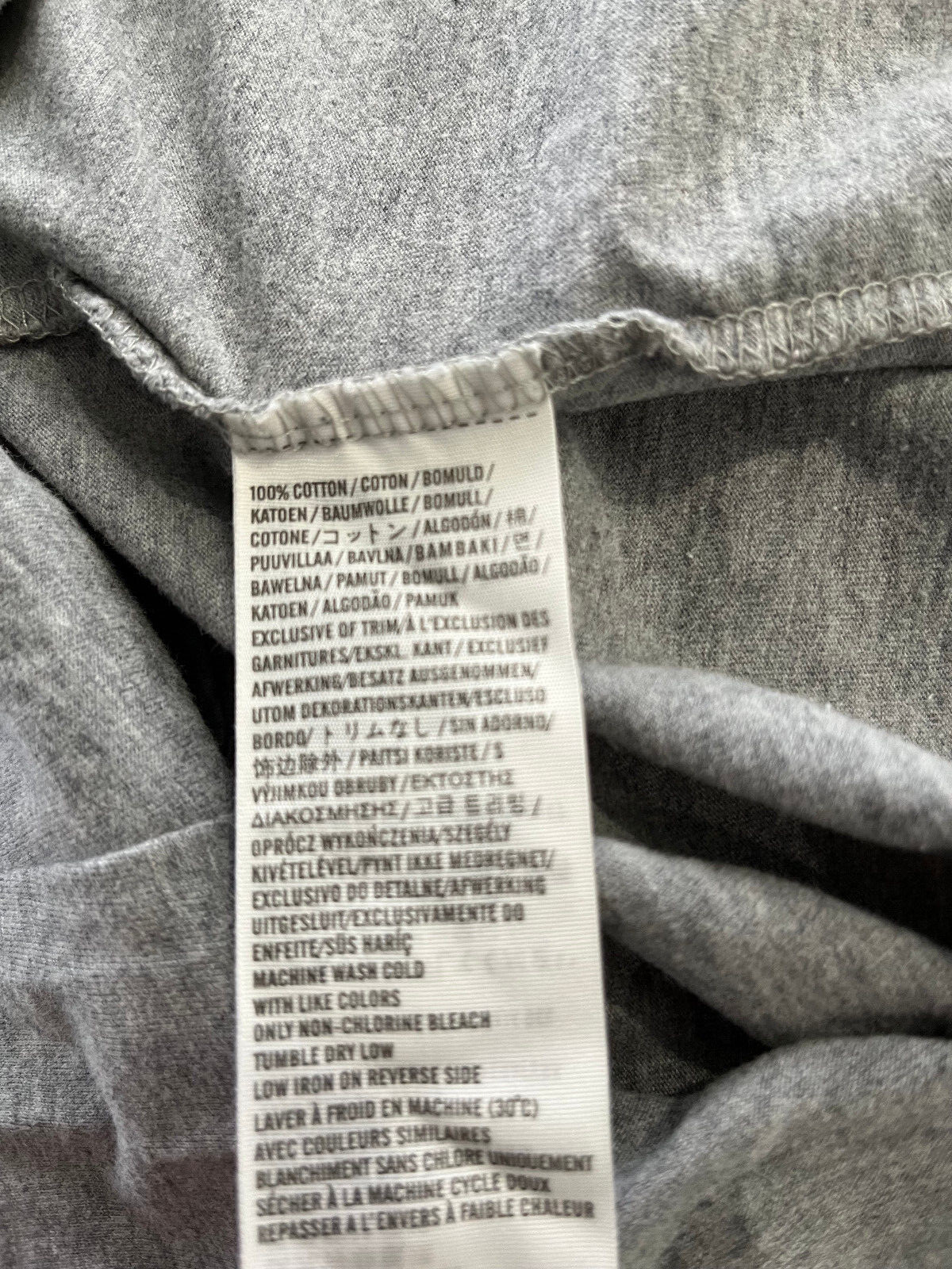 Vintage Rainbow Stitch Rainbow and NY Graphics GRAY Tshirt – Women’s sz XL