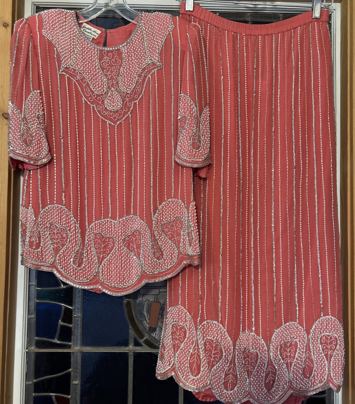 Judith Ann Creations Beaded SILK 2 Piece Women’s SM Coral Pink Lined Sequin READ