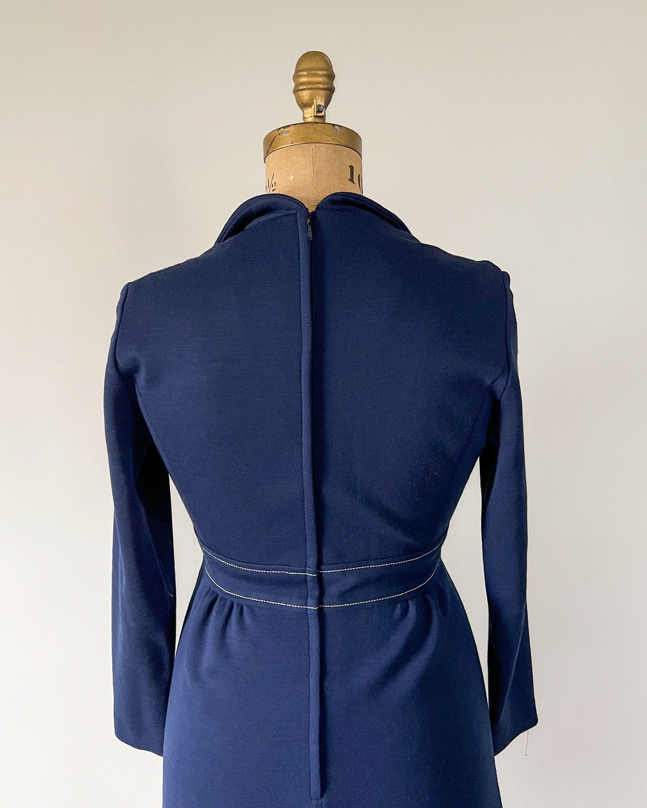 Vintage 1970s Mod Navy Indigo Blue Wool Knit Wing Collar Sweater Sheath Dress SM