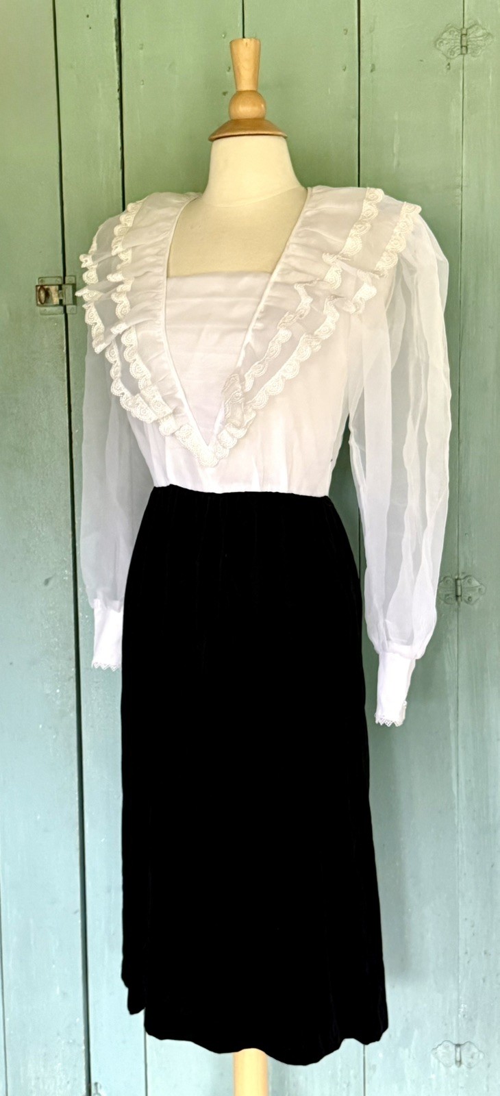 VTG Black Velvet White Organza Dress Straight Skirt Puff Slv Sailor Ruffle 7-8