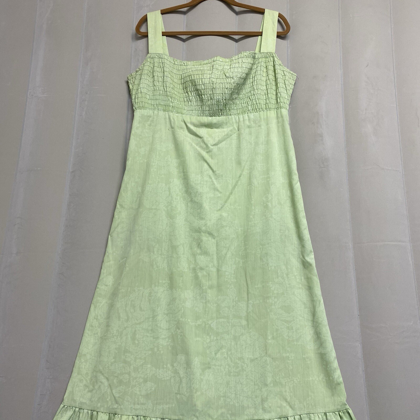 Vintage Penneys Hawaii Women’s Dress Medium Hawaiian Sundress Maxi Smocked Lime