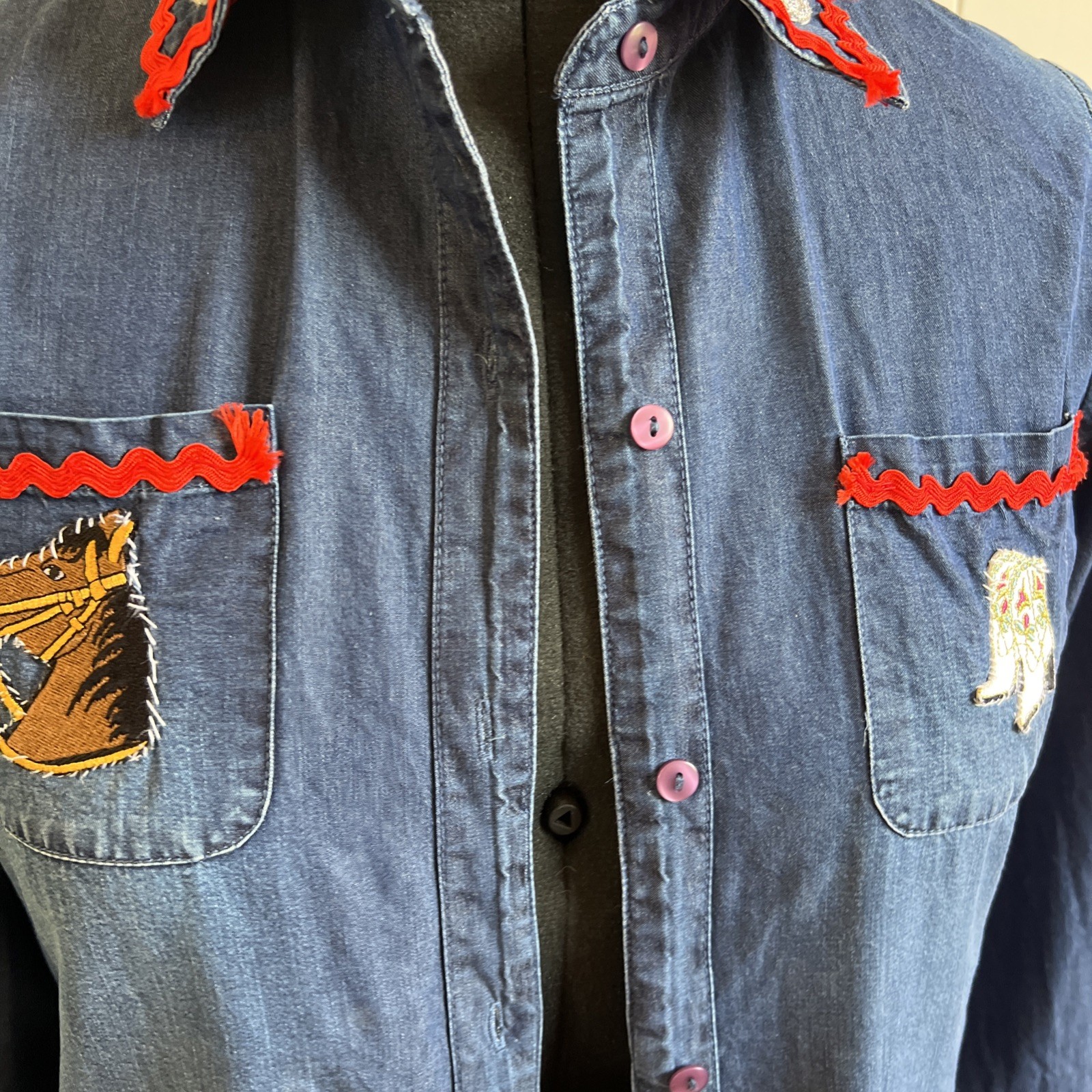 Vintage Denim Passport Jean Horse Cowboy Boot Horse Shoes Button Down Shirt smal