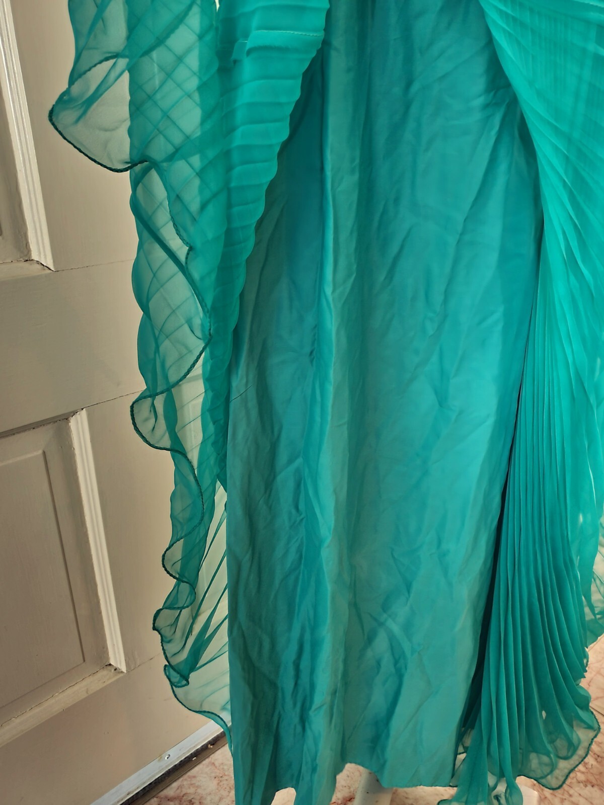 VTG 70s SHEER CHIFFON PLEATED DRESS GOWN Jade Green SIZE S/M Prom Wedding Formal