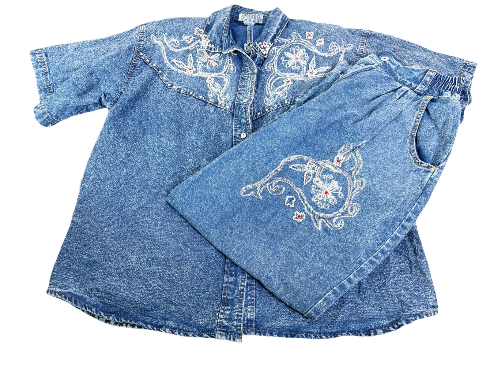 VTG Pretty Bleu Large Beaded Denim Button Shirt & Mom Jeans (26×26) Set GUC